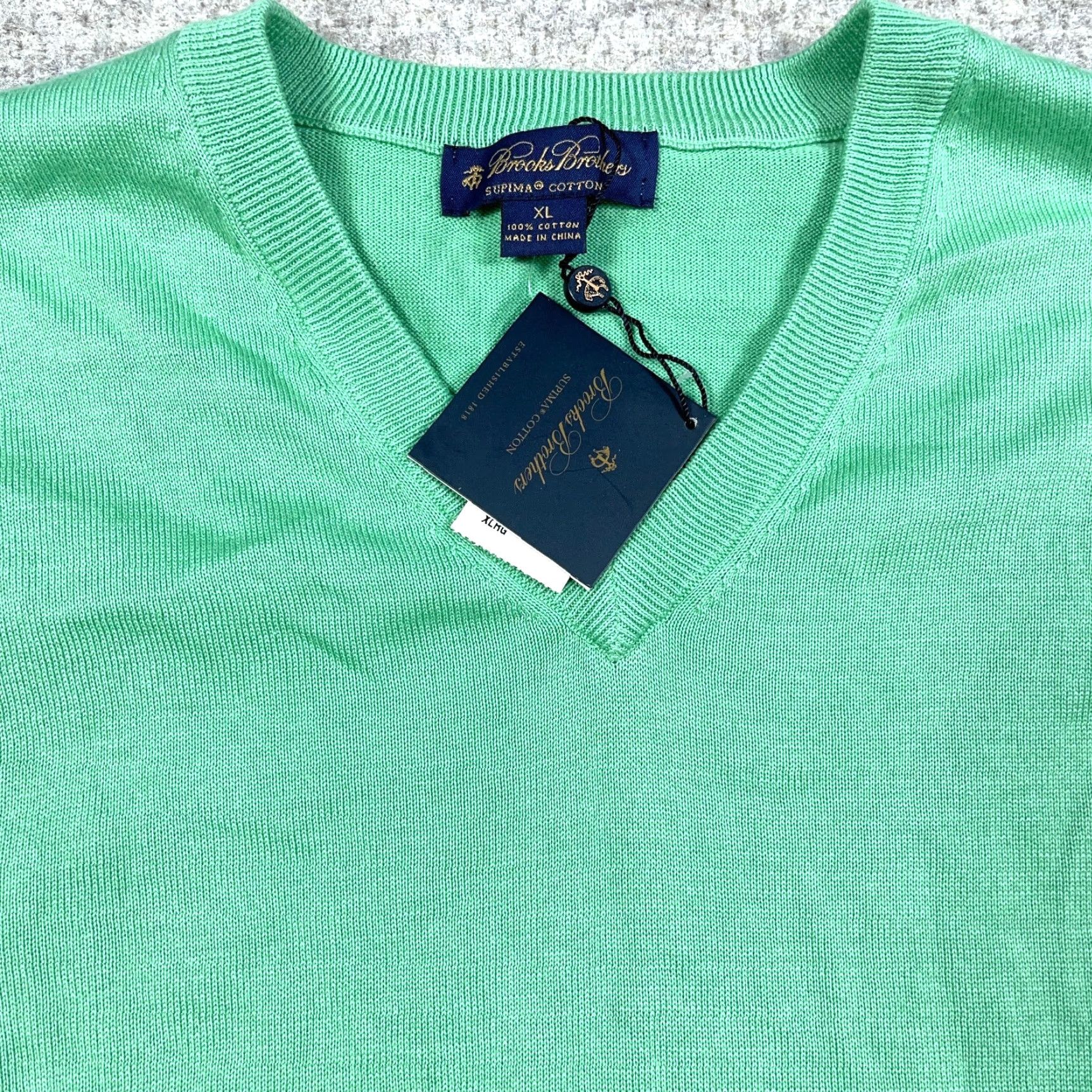 Brooks Brothers Brooks Brothers Sweater Vest Men XL Green V-Neck Supima Cotton Lightweight NEW Size US XL / EU 56 / 4 - 2 Thumbnail