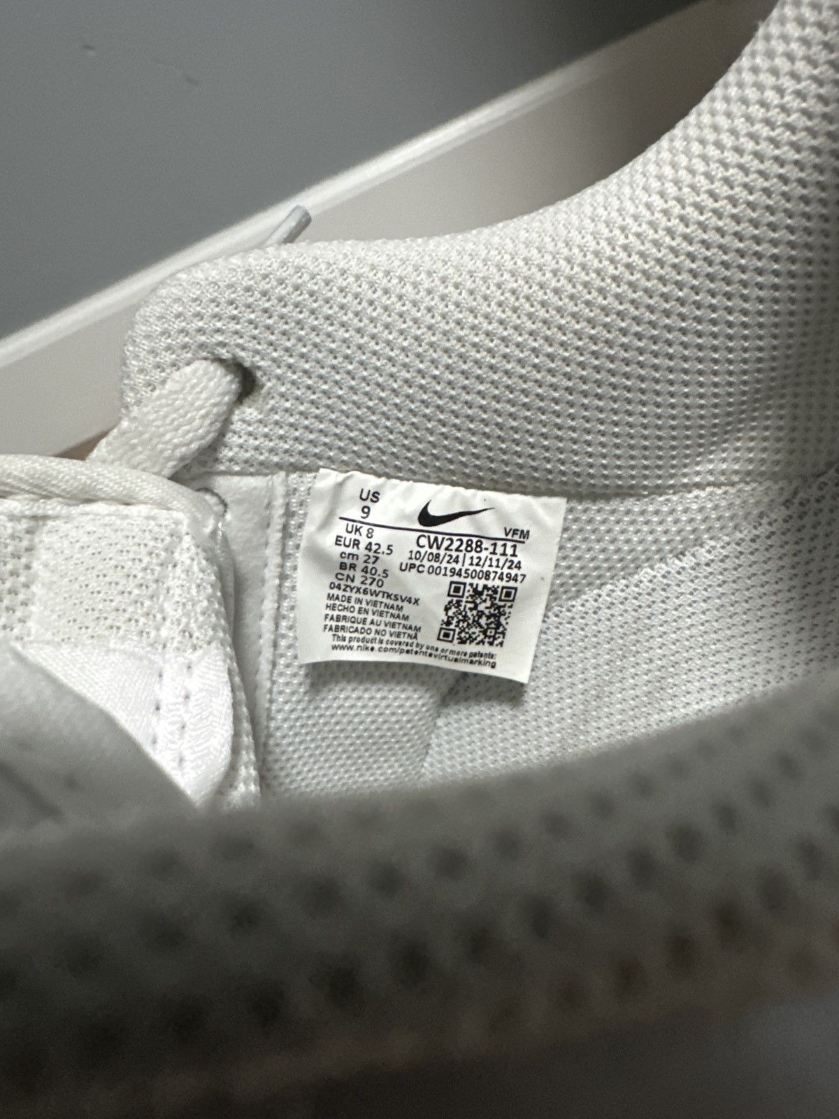 Nike White Air Force 1s Size US 9 / EU 42 - 6 Thumbnail