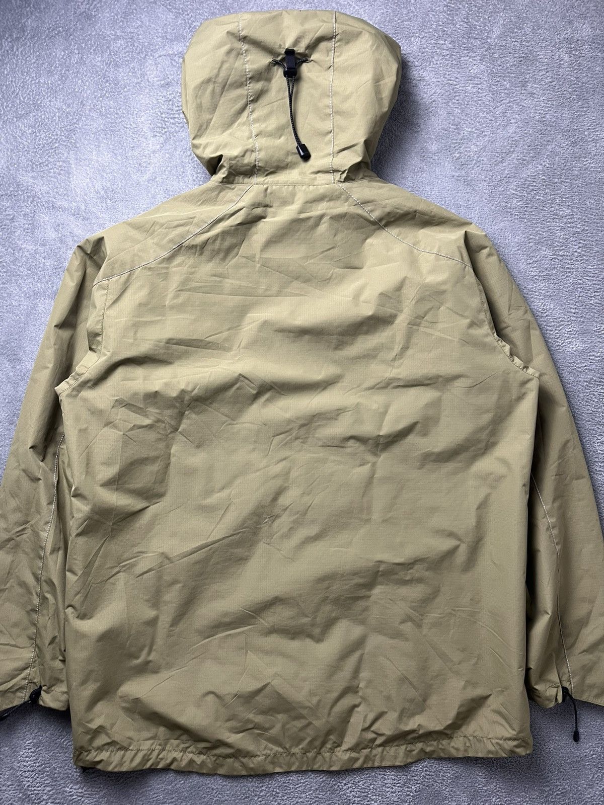 And Wander And Wander - AW/19 Event Dropping Pocket Rain Jacket Size US L / EU 52-54 / 3 - 4 Thumbnail