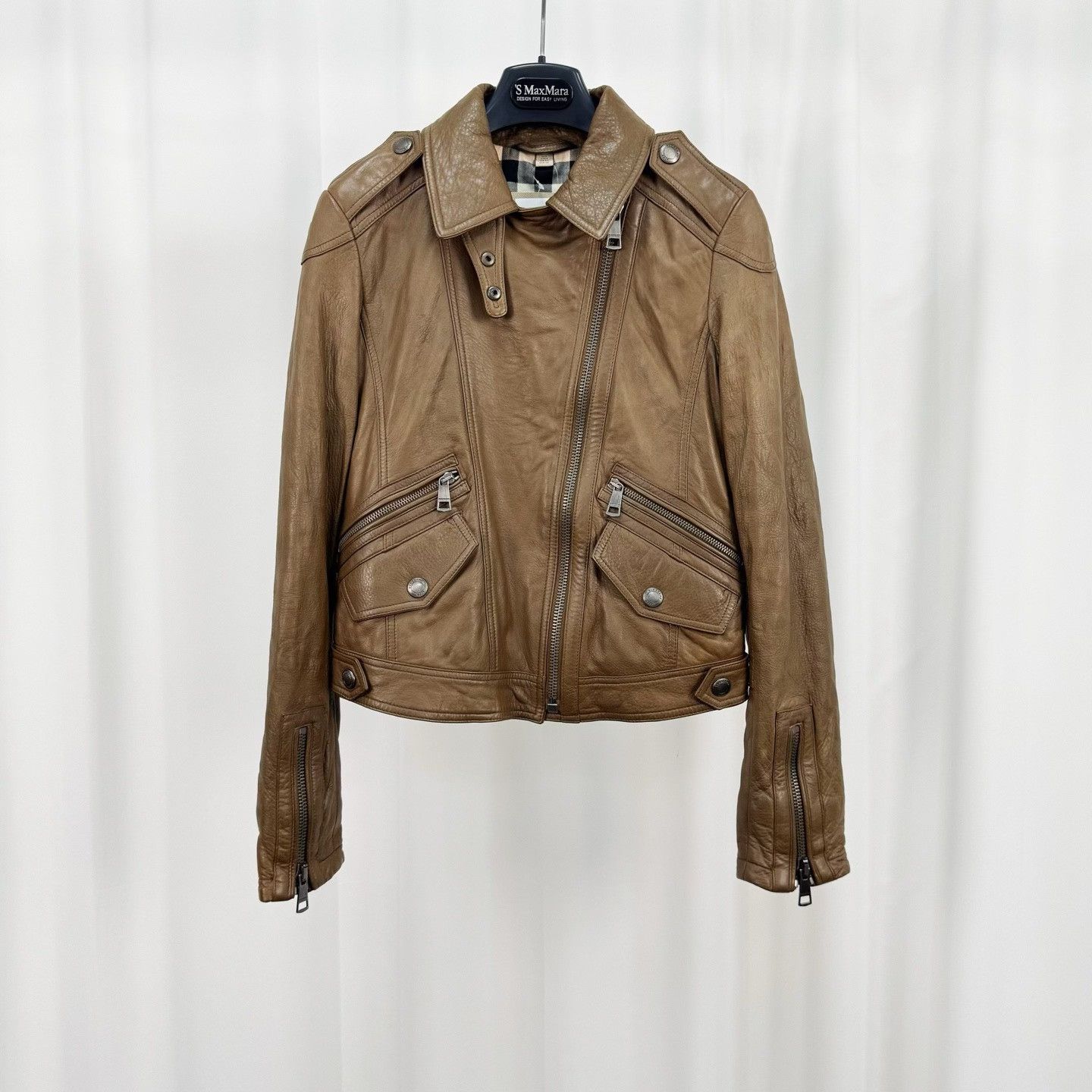 Burberry Burberry Quilted Check Lining Sheepskin Jacket Size XS / US 0-2 / IT 36-38 - 1 Thumbnail