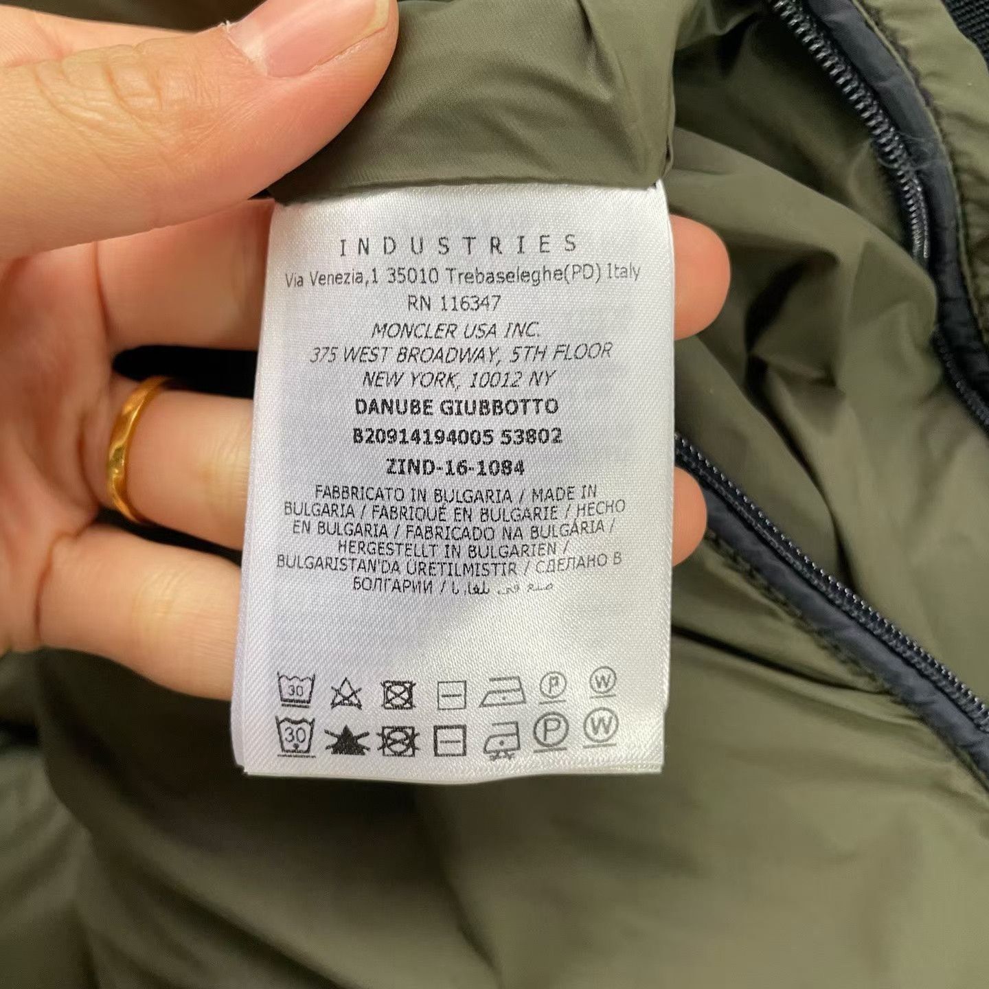 Moncler Moncler Arm Pocket Down Jacket Size US L / EU 52-54 / 3 - 6 Thumbnail