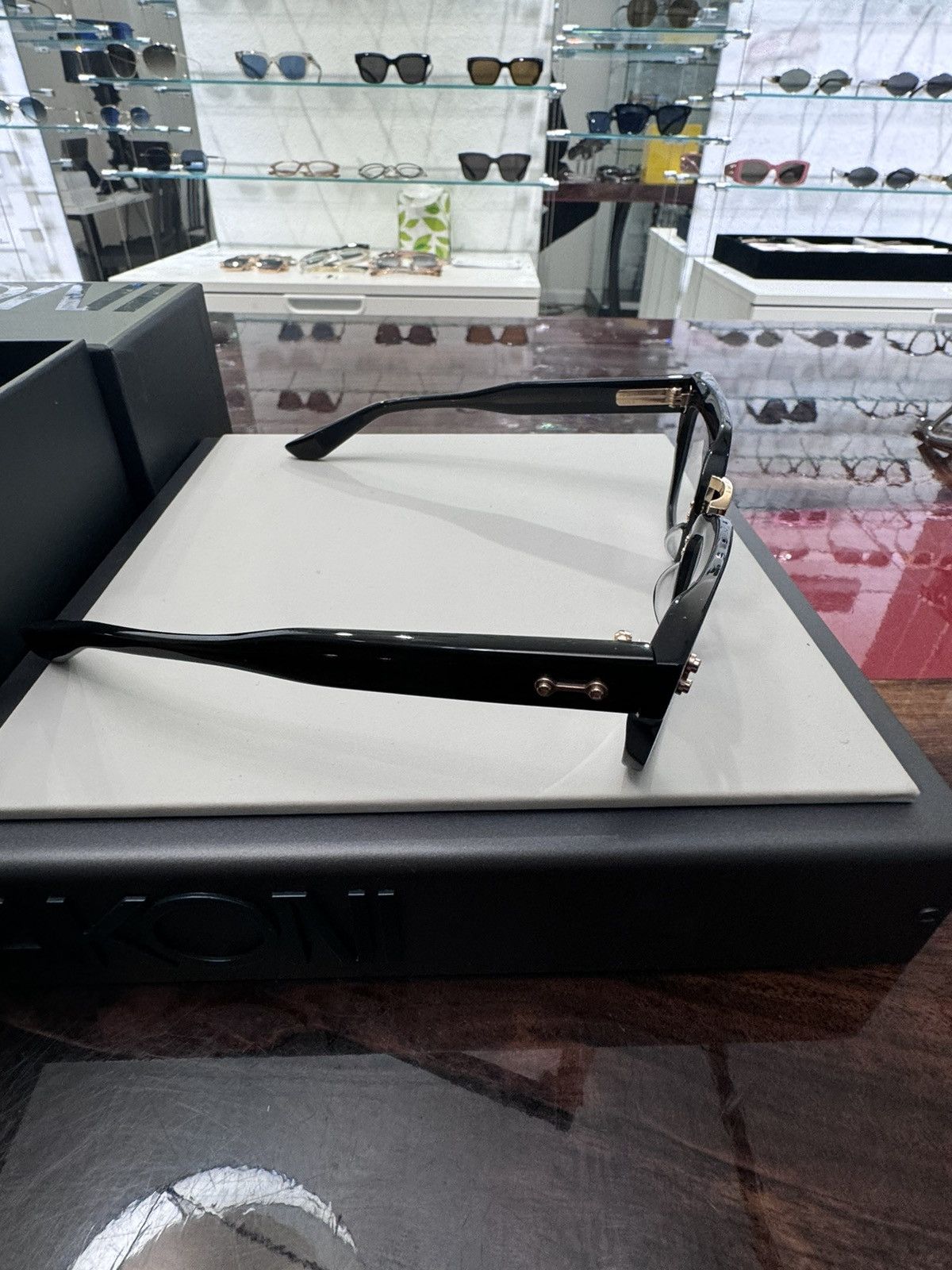 Akoni Akoni Luna Glasses Size ONE SIZE - 3 Thumbnail