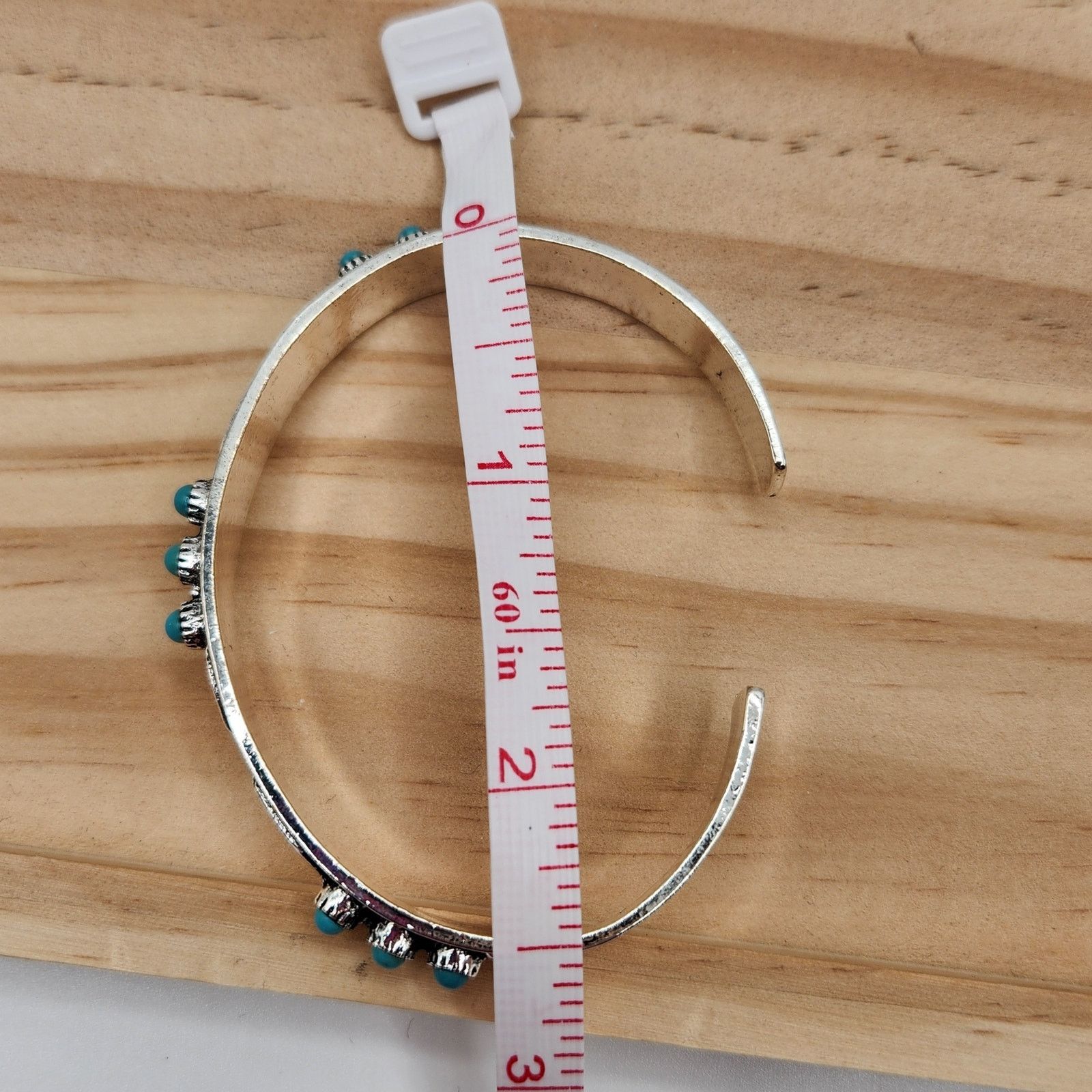 Other Southwestern Style Cuff Bracelet Silver Tone Blue Stone New Size ONE SIZE - 4 Thumbnail