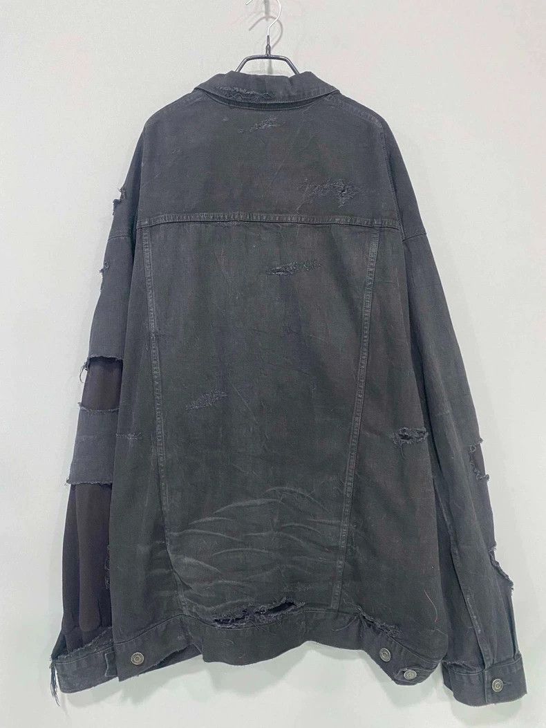 Balenciaga Balenciaga Splicing damage to double-ring denim jacket Size US M / EU 48-50 / 2 - 3 Thumbnail