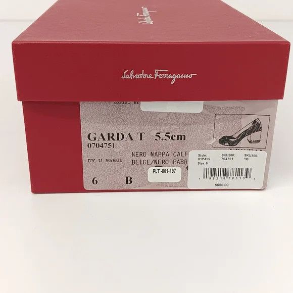 Salvatore Ferragamo Ferragamo Monochrome Canvas Garda Gancini Pumps- Size 6 Size US 6 / IT 36 - 15 Thumbnail