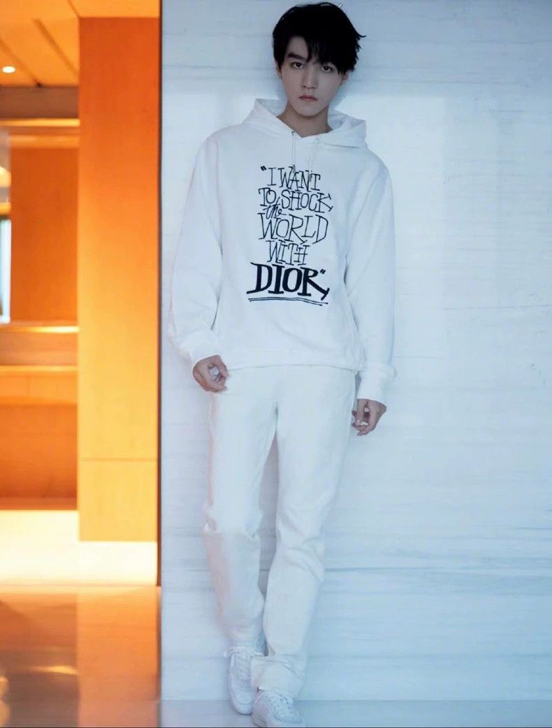 Dior Dior White embroidered letter hoodie Size US XXS / EU 40 - 6 Thumbnail