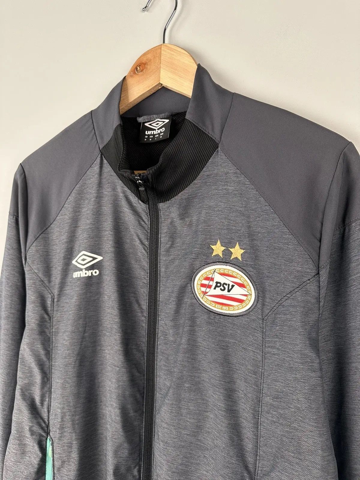 Umbro Umbro PSV Soccer Lightweight Jacket Training Size US M / EU 48-50 / 2 - 3 Thumbnail