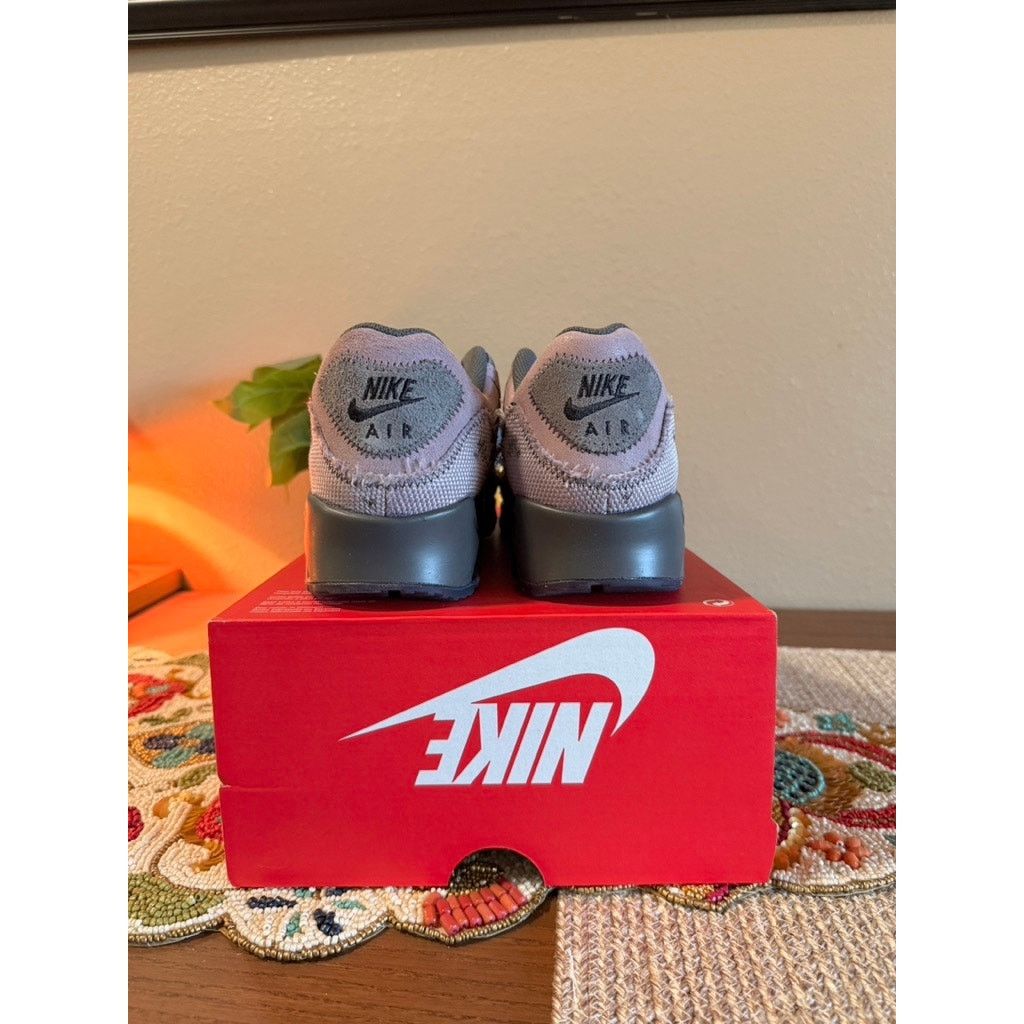Nike Nike Air Max 90 Light Violet Ore Black Iron Grey Big Bubble Size US 10 / EU 43 - 4 Thumbnail
