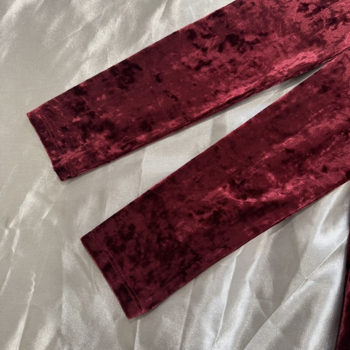 Forever 21 Red Velvet Wrap Dress Size S / US 4 / IT 40 - 8 Thumbnail