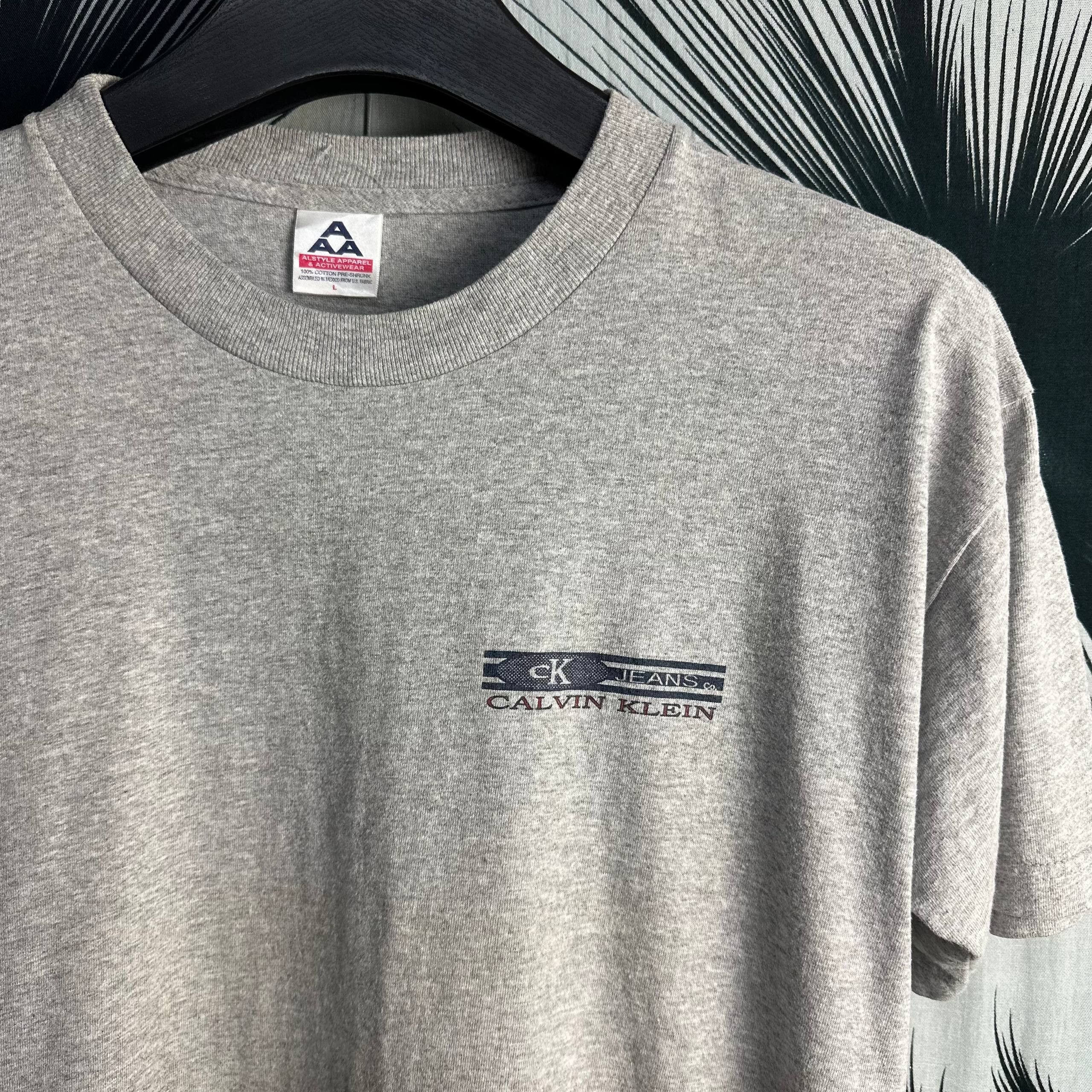 Vintage Vintage 2000s Calvin Klein T-Shirt Size US L / EU 52-54 / 3 - 3 Thumbnail