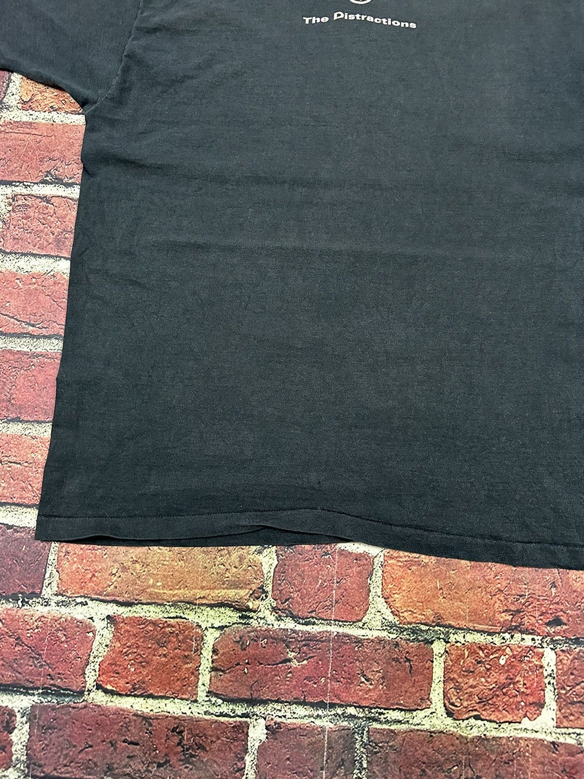 Band Tees Vintage The Distractions 90s UK Band Tee New Wave Punk Rock Size US XL / EU 56 / 4 - 9 Thumbnail