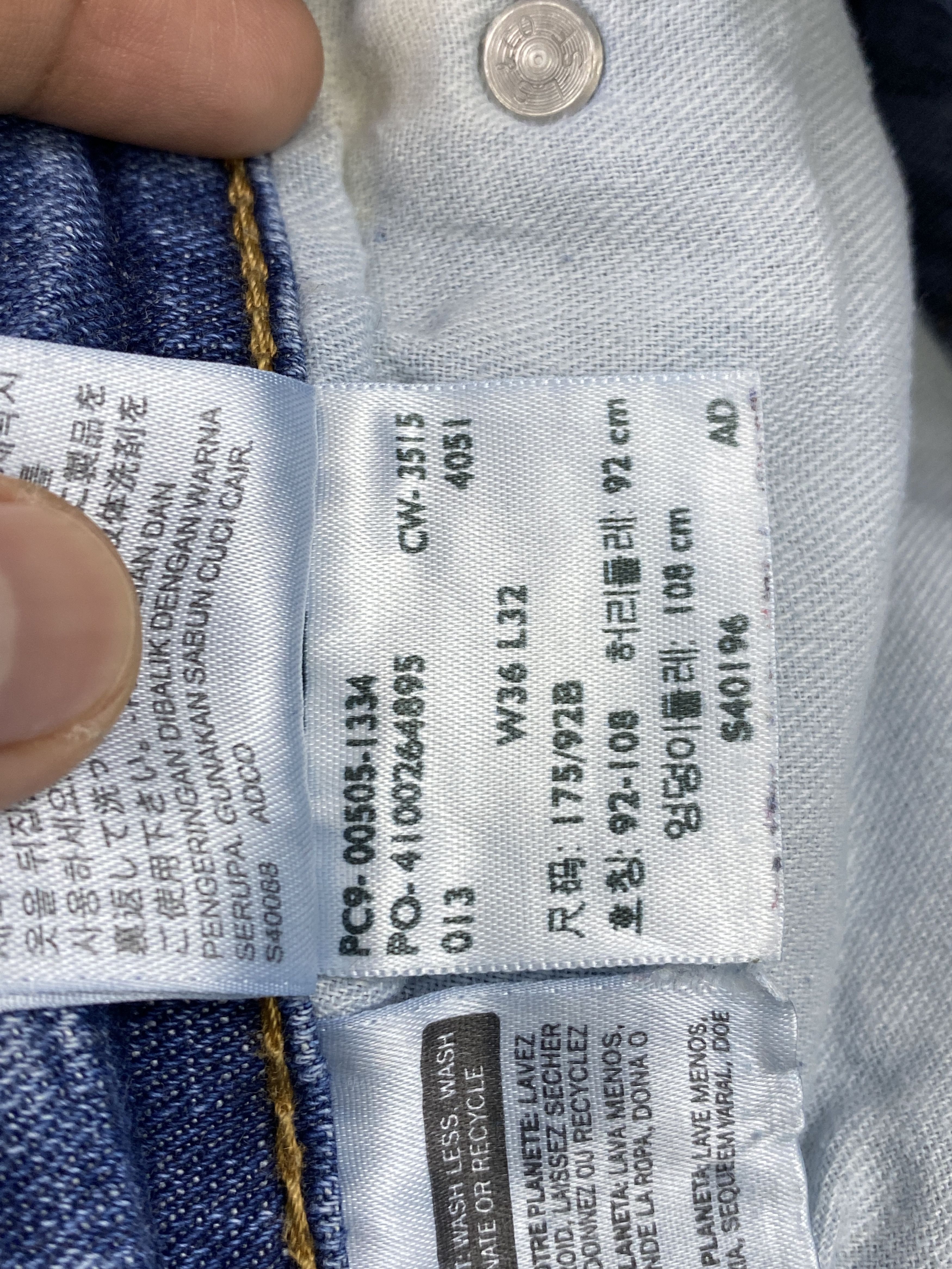 Levi's × Vintage Vintage Levi's 505 Blue Denim Jeans Size US 36 / EU 52 - 12 Thumbnail