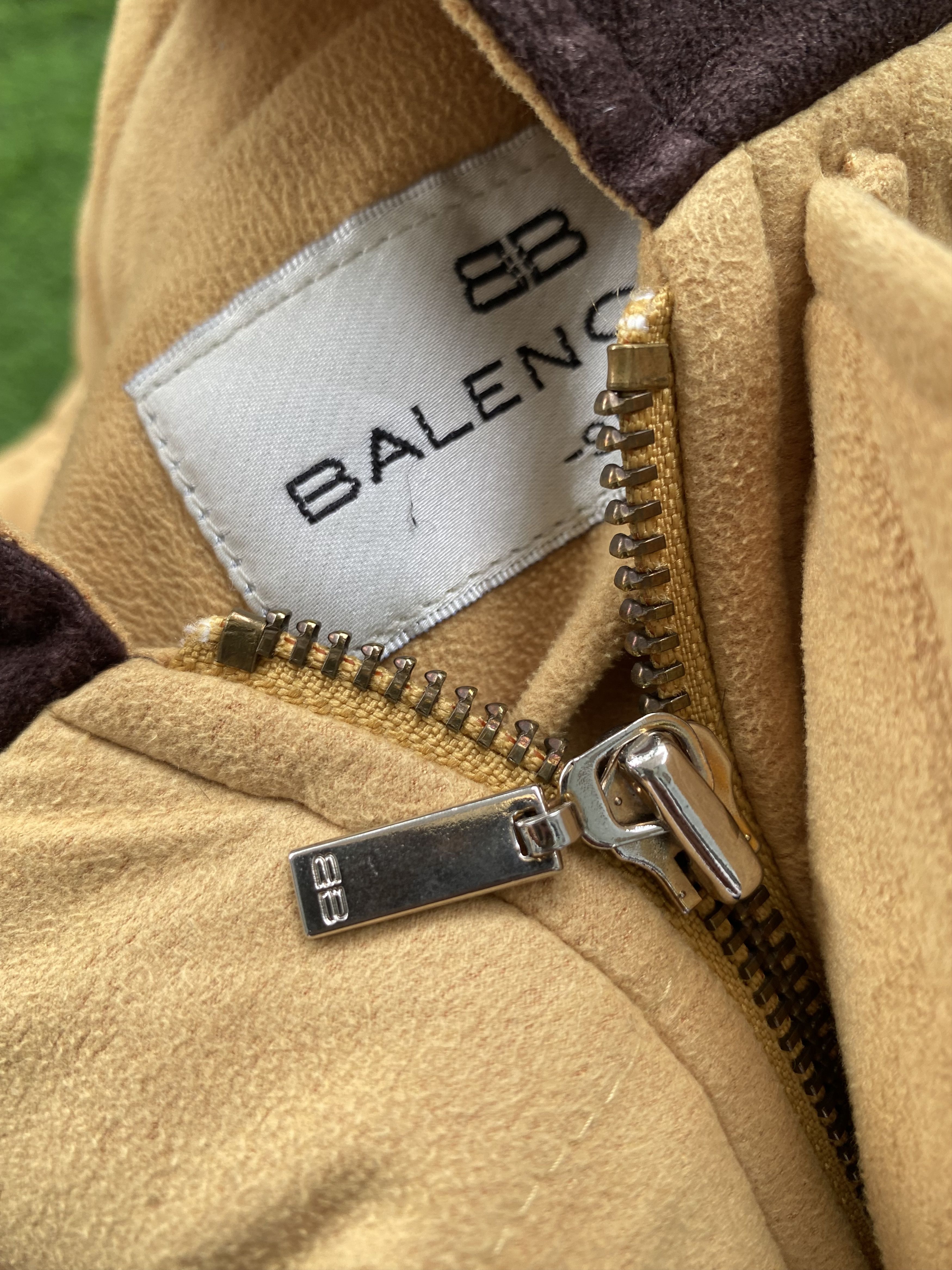 Balenciaga Vintage Balenciaga Puffer Fur Hoodie Jacket Size US M / EU 48-50 / 2 - 9 Thumbnail