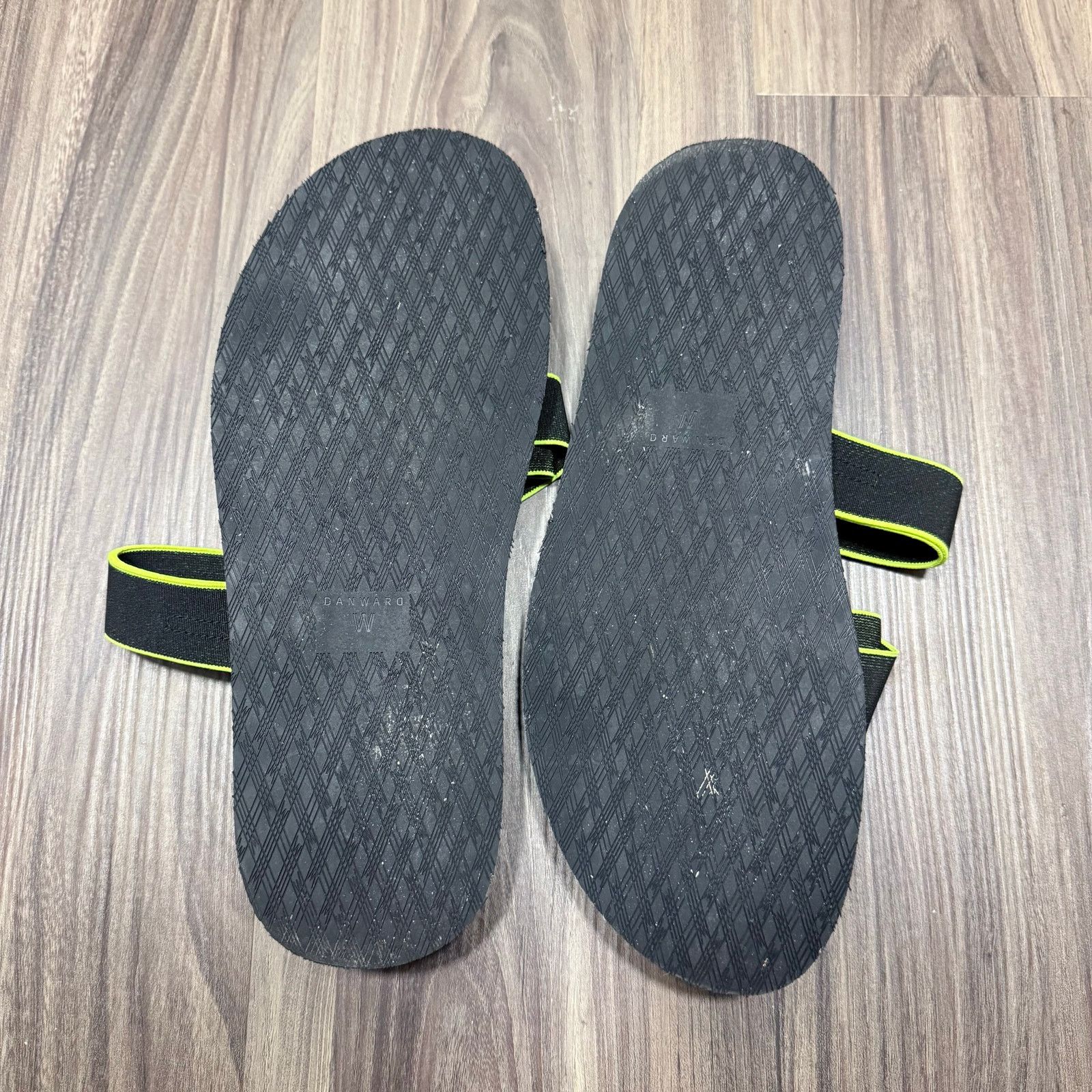 DANWARD Dan Ward Elasticated Multi-Strapped Slides | Size 42 Size US 9 / EU 42 - 7 Thumbnail