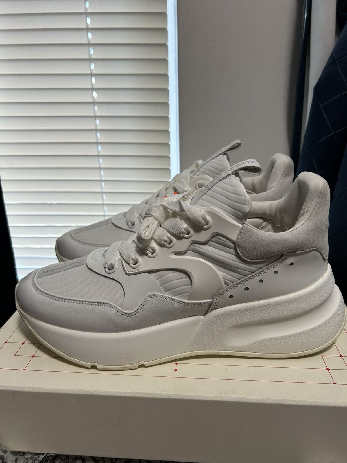 Alexander McQueen Alexander mcqueens Size US 9.5 / EU 42-43 - 4 Thumbnail