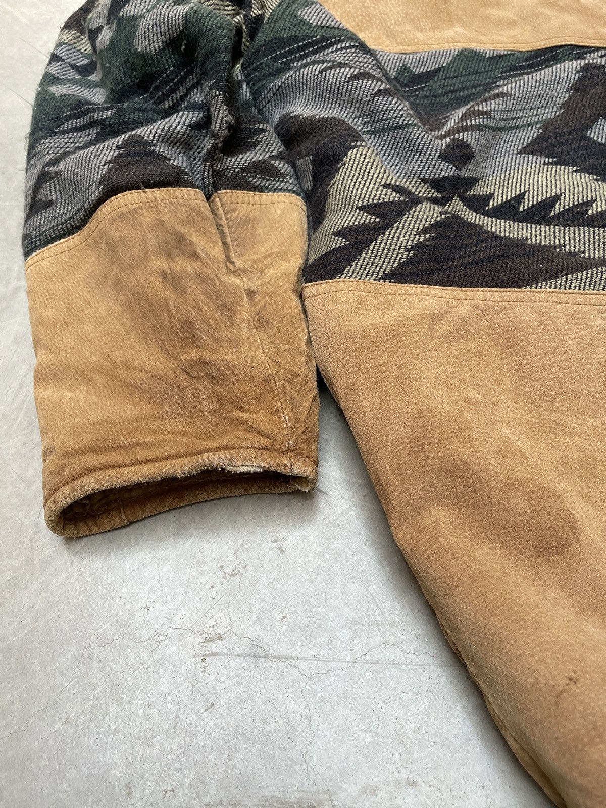 Vintage Vintage Suede Native Ranch Coat XL Shearling Patina Size US XXL / EU 58 / 5 - 10 Thumbnail