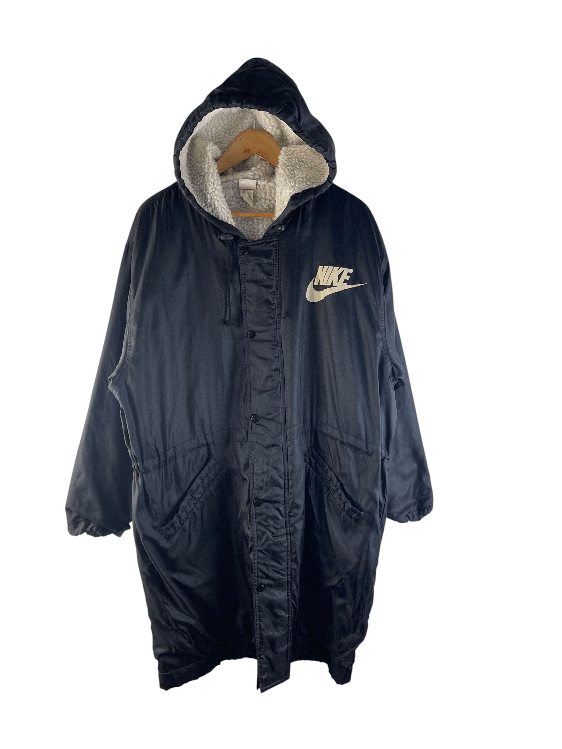 Nike Nike Sherpa Lined Bench Coat Swoosh Back Hoodie Jacket Size US M / EU 48-50 / 2 - 2 Thumbnail