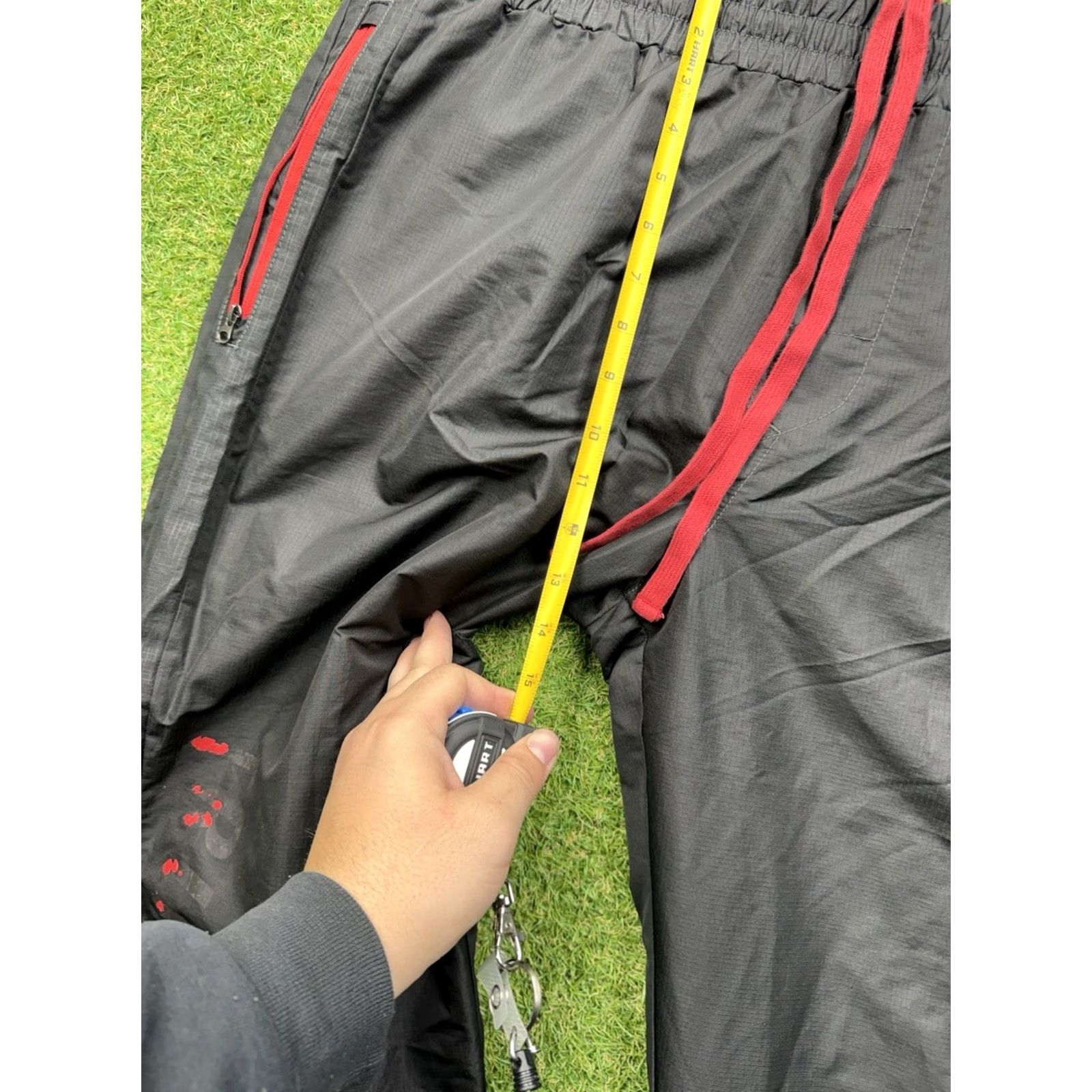 True Religion True Religion Track Pants Mens 2XL Black Tapered Leg Elastic Waist Gym y2k 38x31 Pants Mens Black 2XL Athletic Everyday Sportswear Lounge Size US 39 - 5 Thumbnail