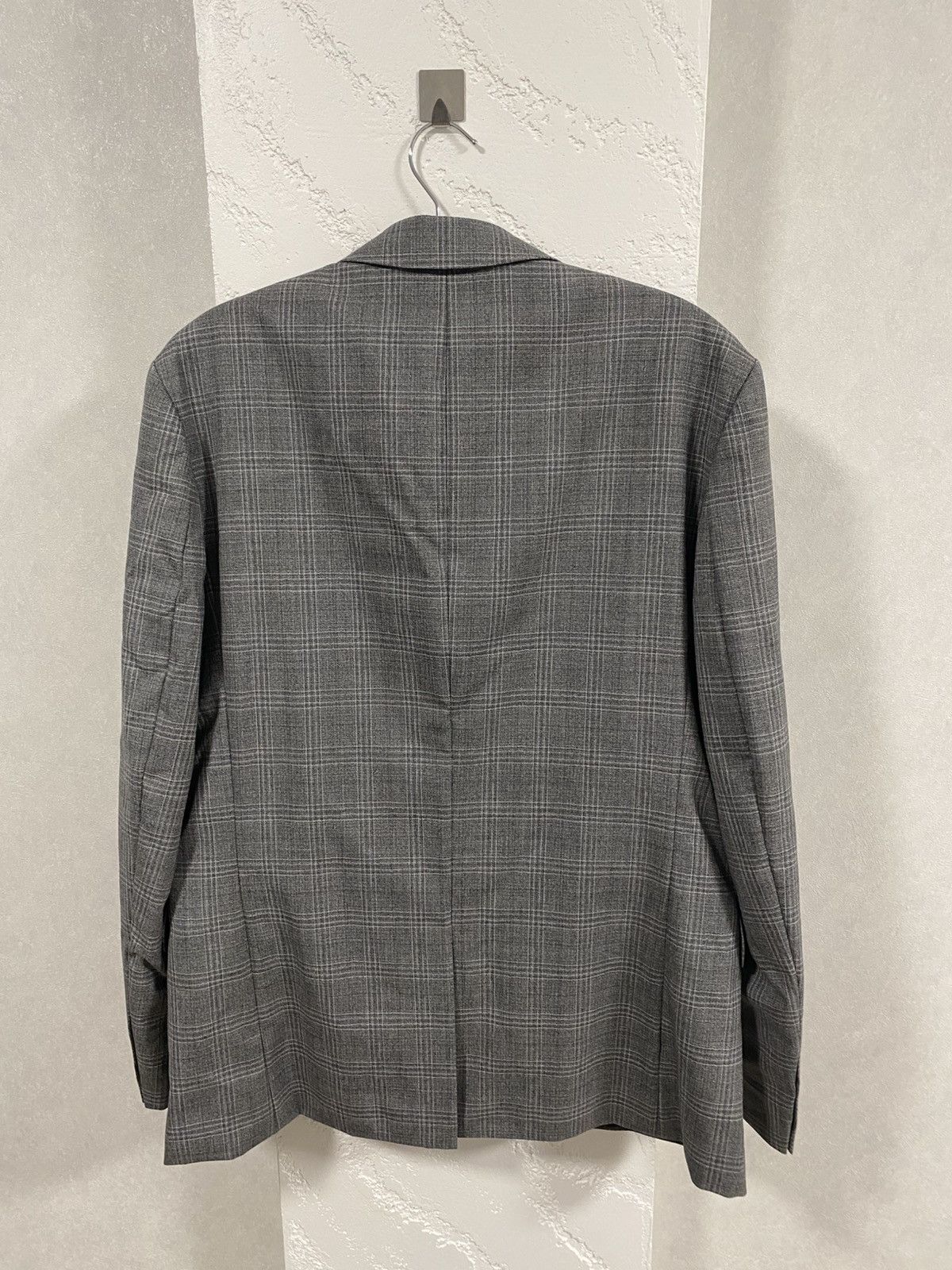 Reiss Reiss Three-piece Grey Checkered Wool Suit Size: 42R Size 42R - 11 Thumbnail