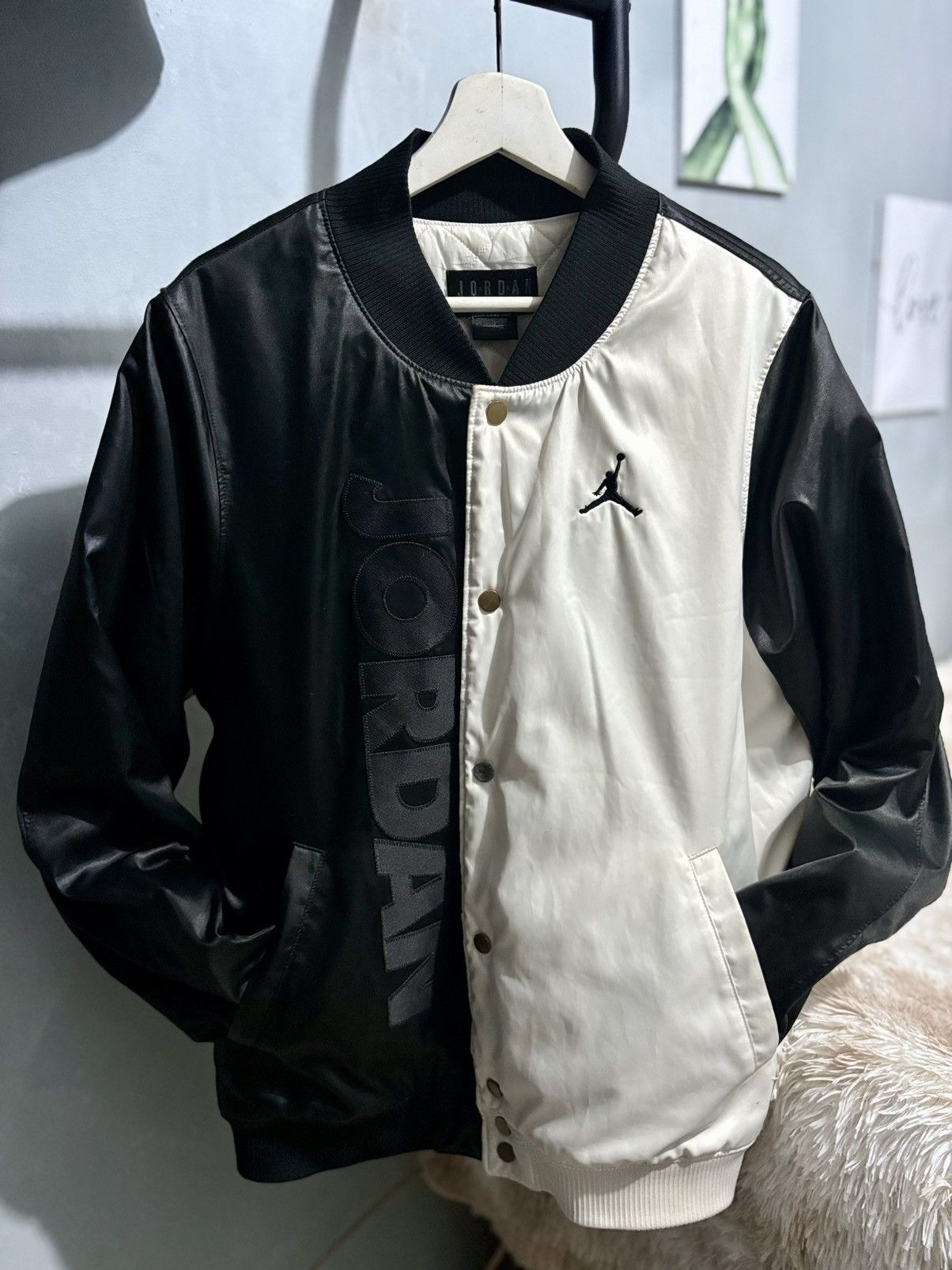Jordan Brand Nike Legacy Jordan 11 Concord Black White Bomber Jacket Size US L / EU 52-54 / 3 - 1 Thumbnail
