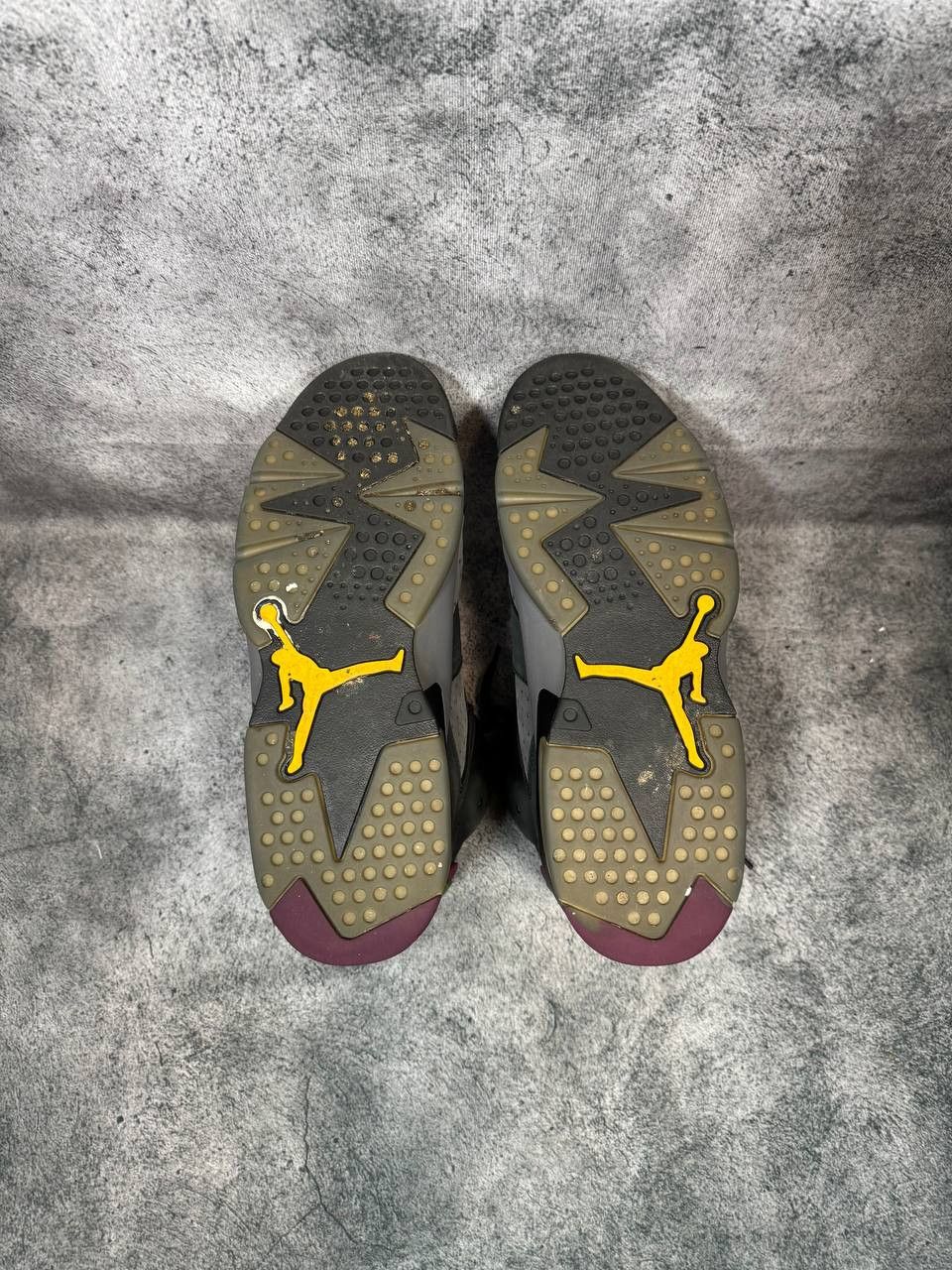 Jordan Brand Size 11 | Jordan 6 Bordeaux No Box | Pre-Owned Size US 11 / EU 44 - 6 Thumbnail