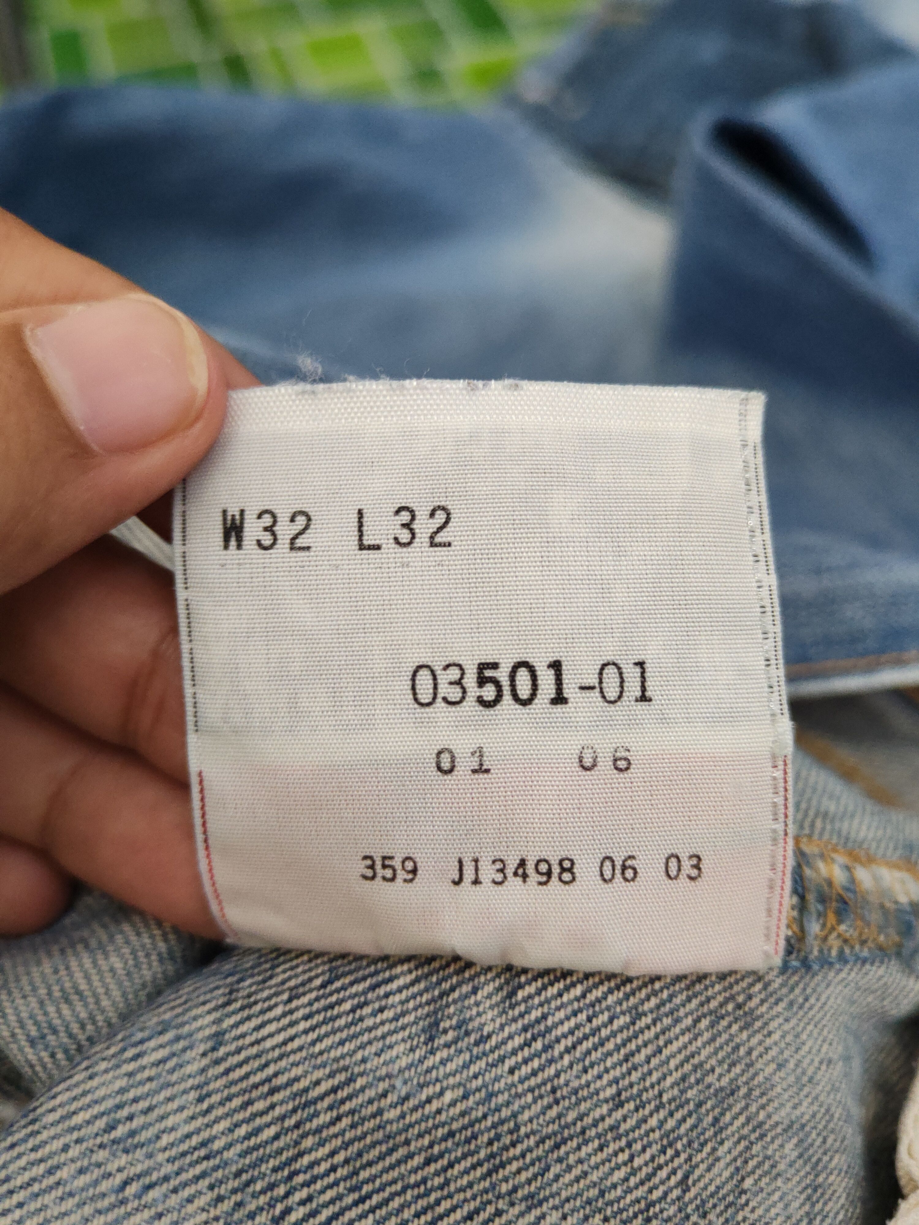 Levi's 501 Levis Blue Distressed Ripped denim Jeans #W1595 Size US 32 / EU 48 - 17 Thumbnail