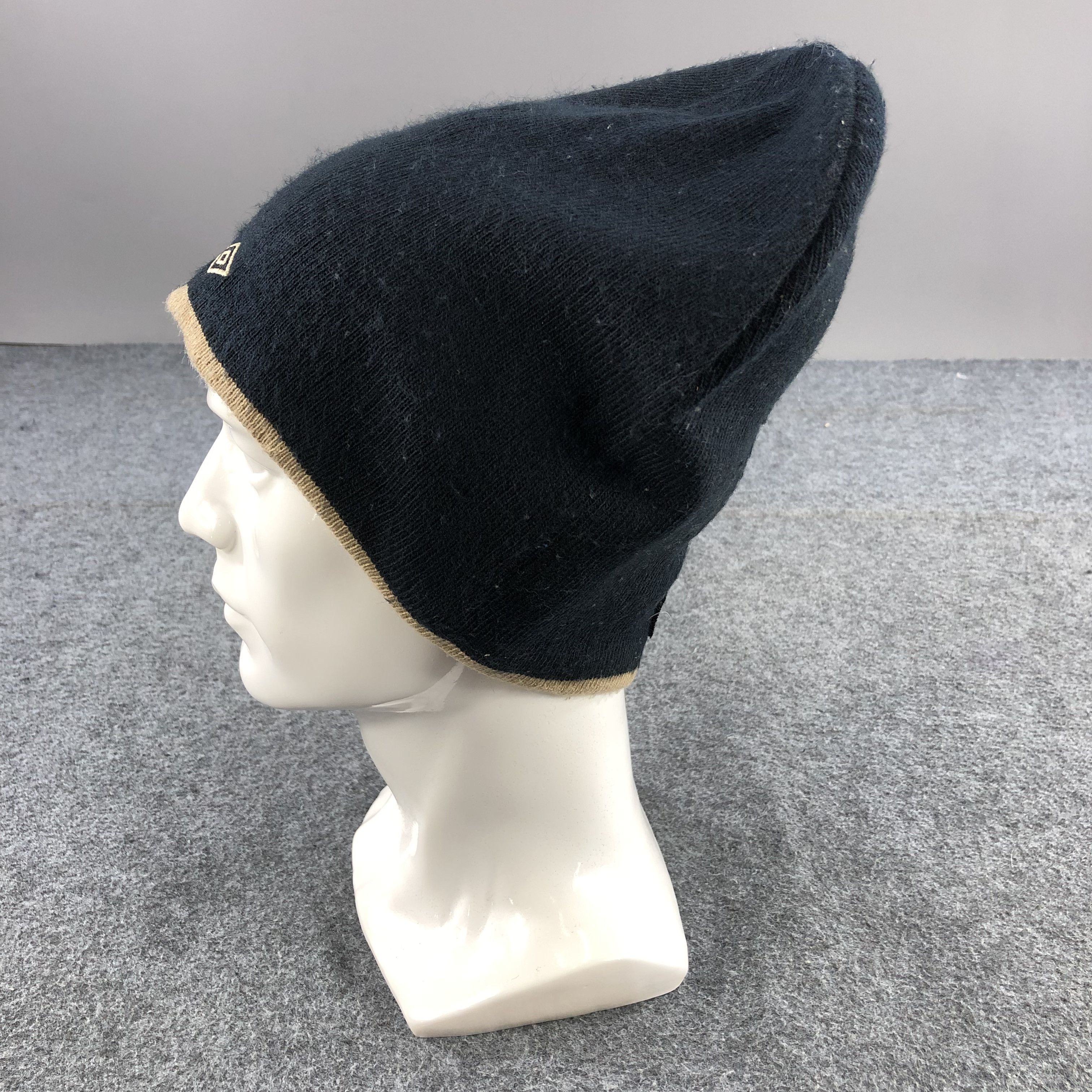 Umbro Umbro Beanie Snowcap Snow Hat Winter Hat B247 Size ONE SIZE - 2 Thumbnail