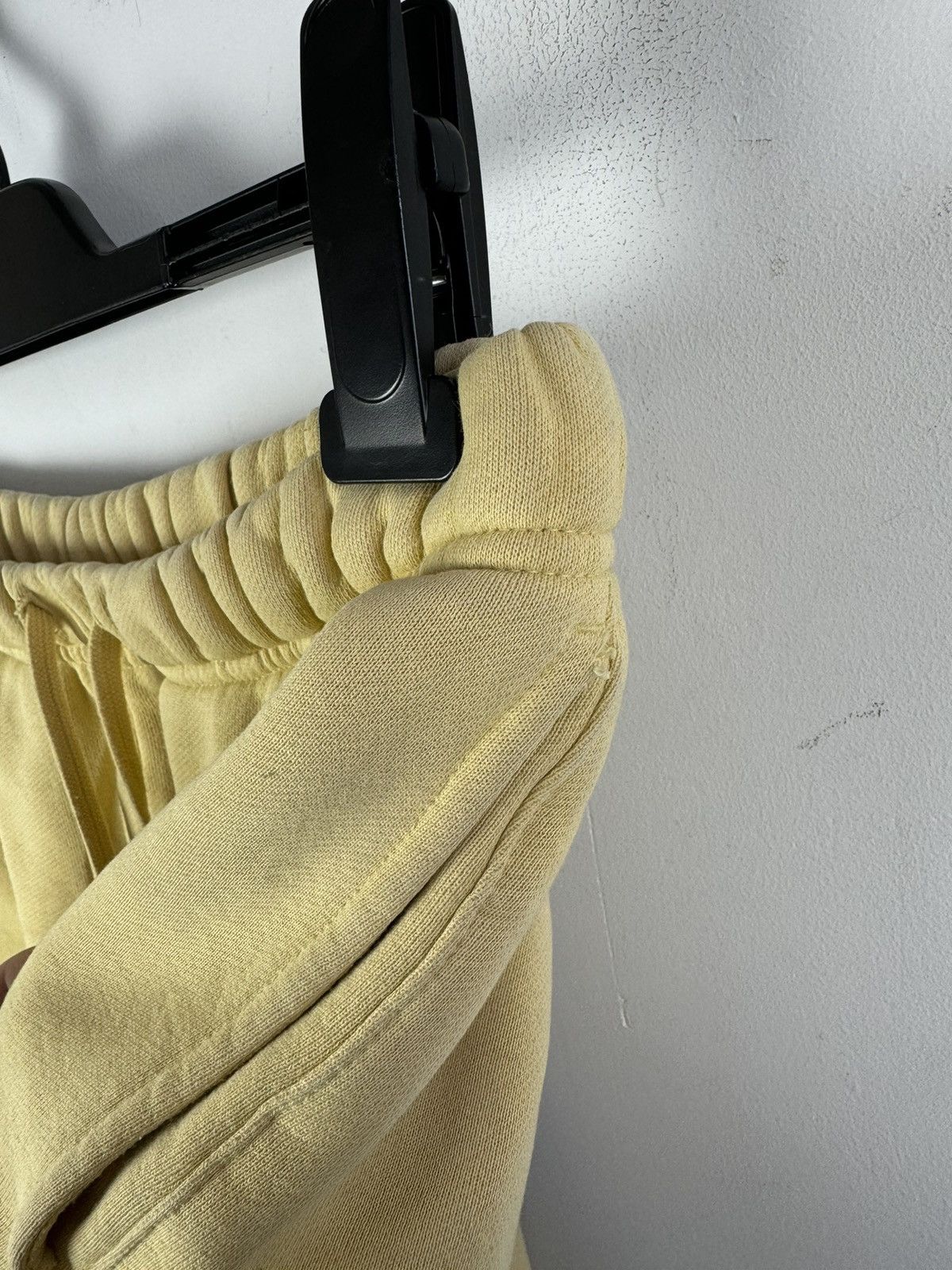 Fear of God Essentials Fear Of God Sweat Shorts Size US 30 / EU 46 - 5 Thumbnail