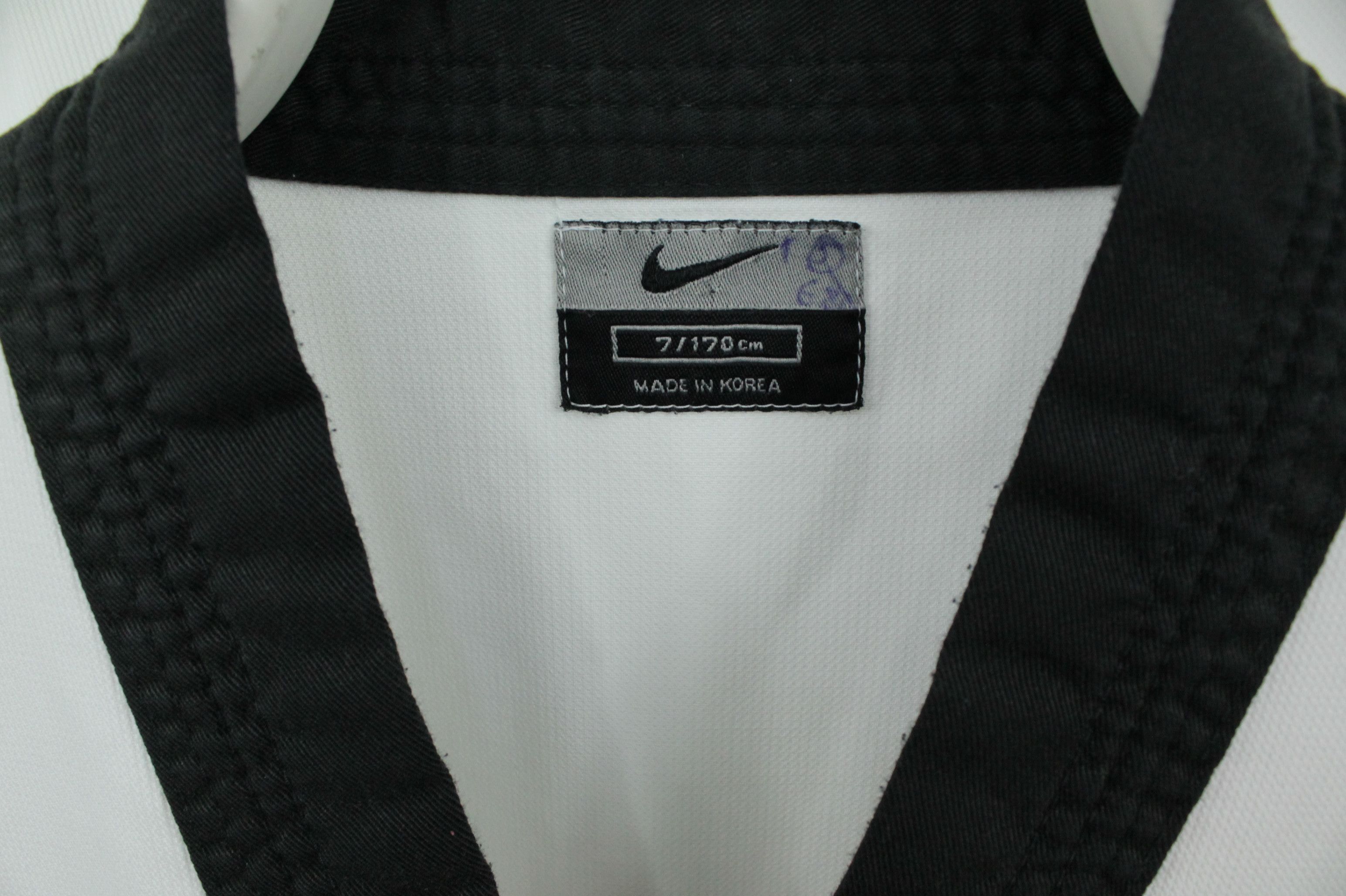 Nike Vintage Nike Korean Taekwondo Uniform Kimono 170cm Size US M / EU 48-50 / 2 - 4 Thumbnail
