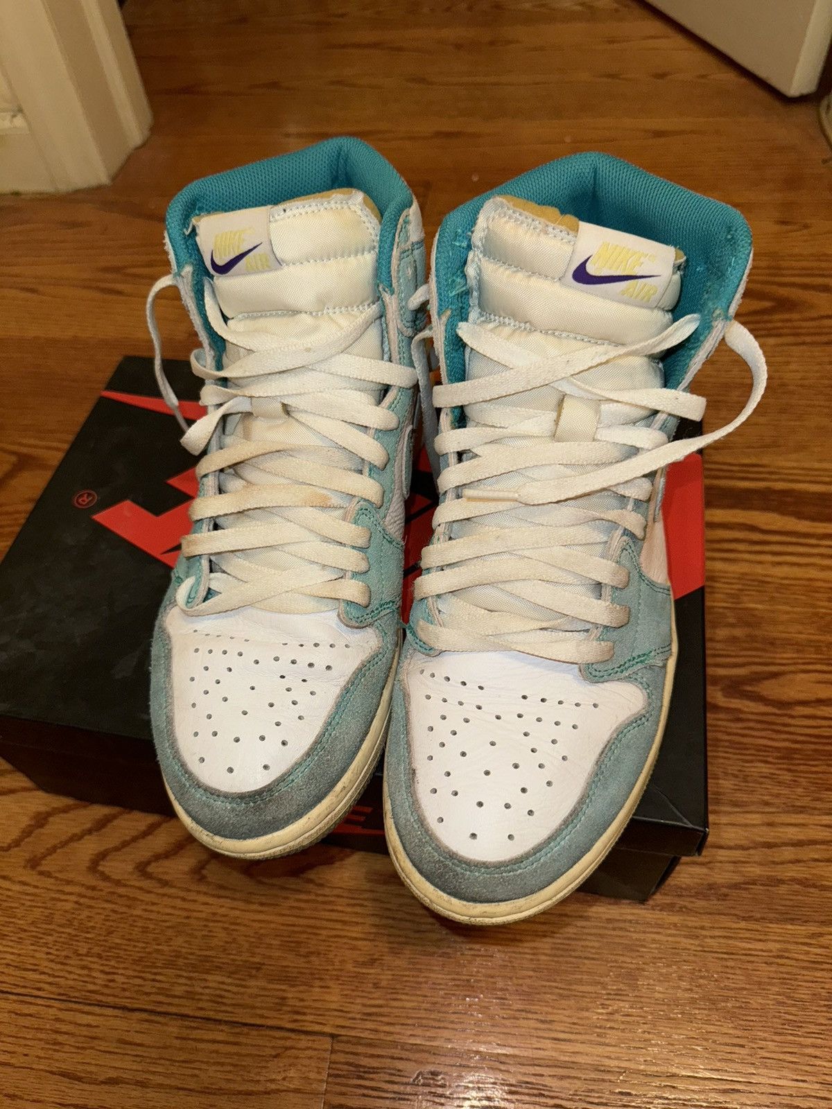 Nike Jordan 1 Turbo Green Size US 10 / EU 43 - 3 Thumbnail