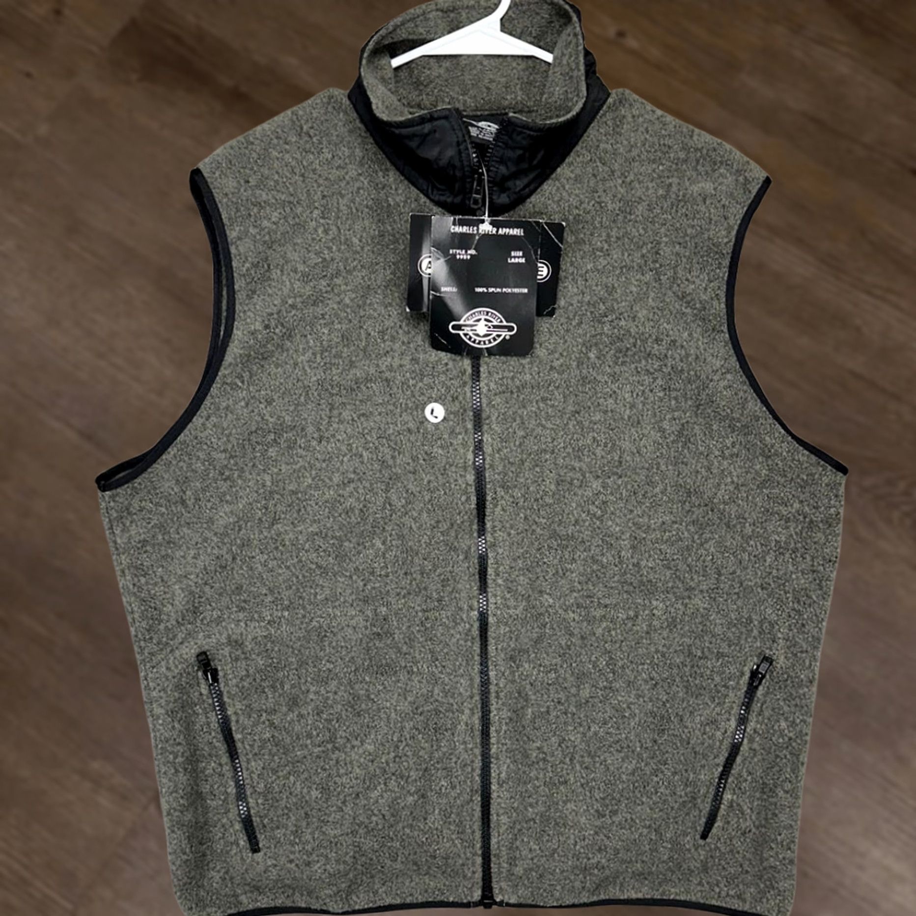 Vintage VINTAGE? (No) Charles River Apparel Fleece Vest Mens Large Grey Black Full Zip Sleeveless NEW Size US L / EU 52-54 / 3 - 1 Thumbnail