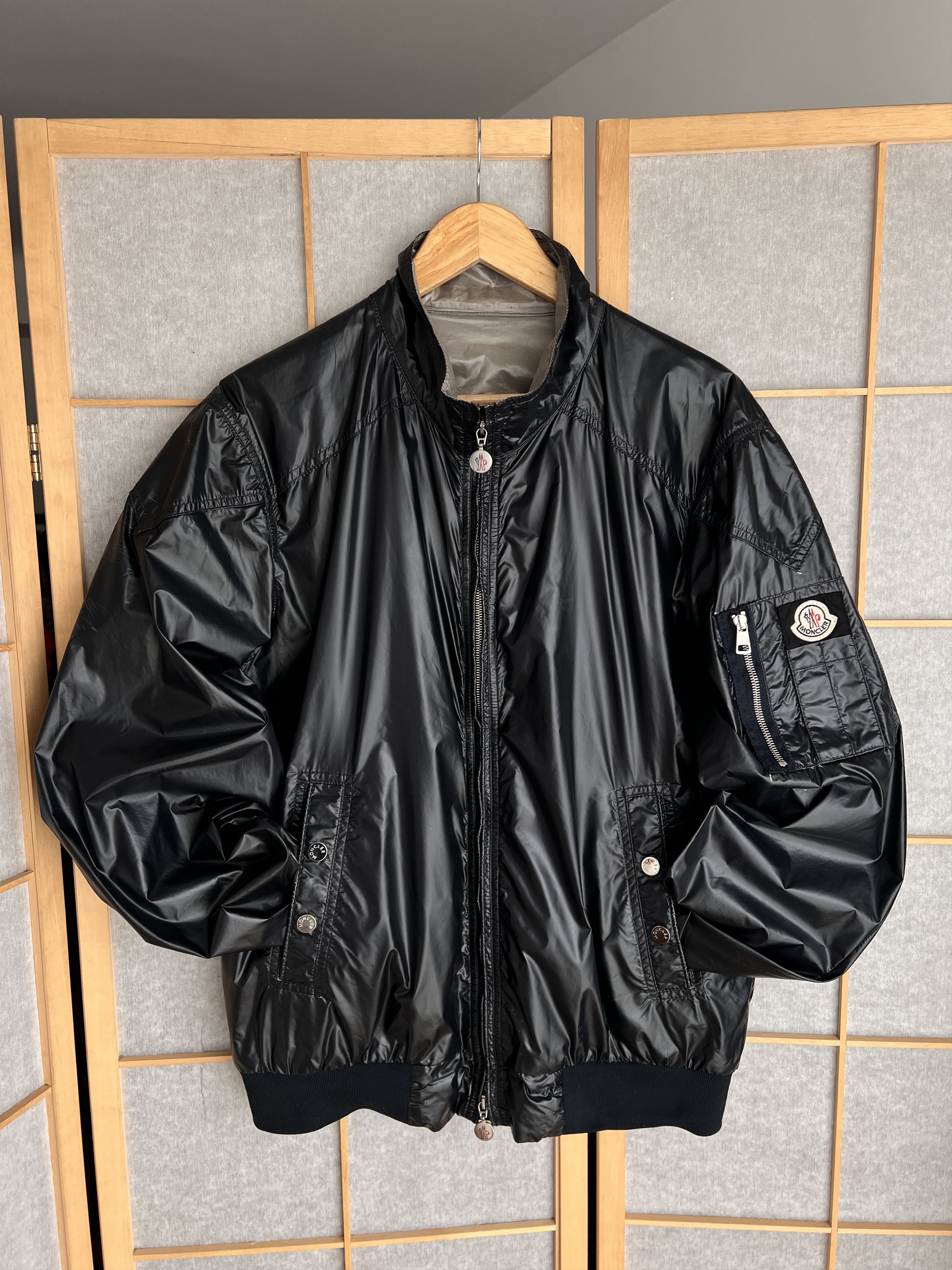 Moncler Moncler Pomolos jacket luxury PU leather vintage bomber rare Size US L / EU 52-54 / 3 - 1 Thumbnail