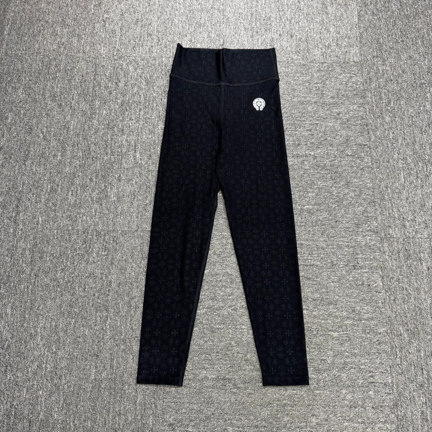 Chrome Hearts Chrome Hearts Cross All-Over Print Women's Yoga Pants S Size 26" / US 2 / IT 38 - 1 Thumbnail