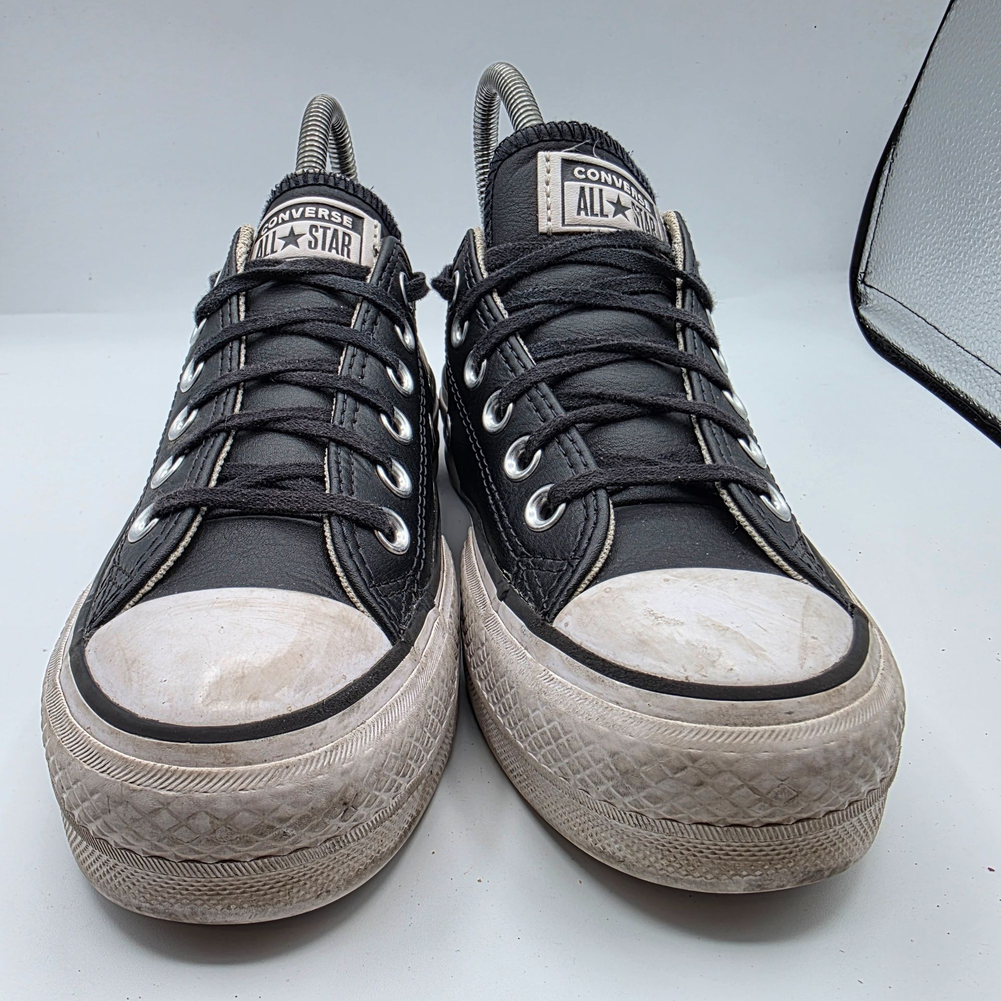 Converse Converse All Star Women’s Size 5.5 Black Leather Low Top Sne Size US 5.5 / IT 35.5 - 2 Thumbnail