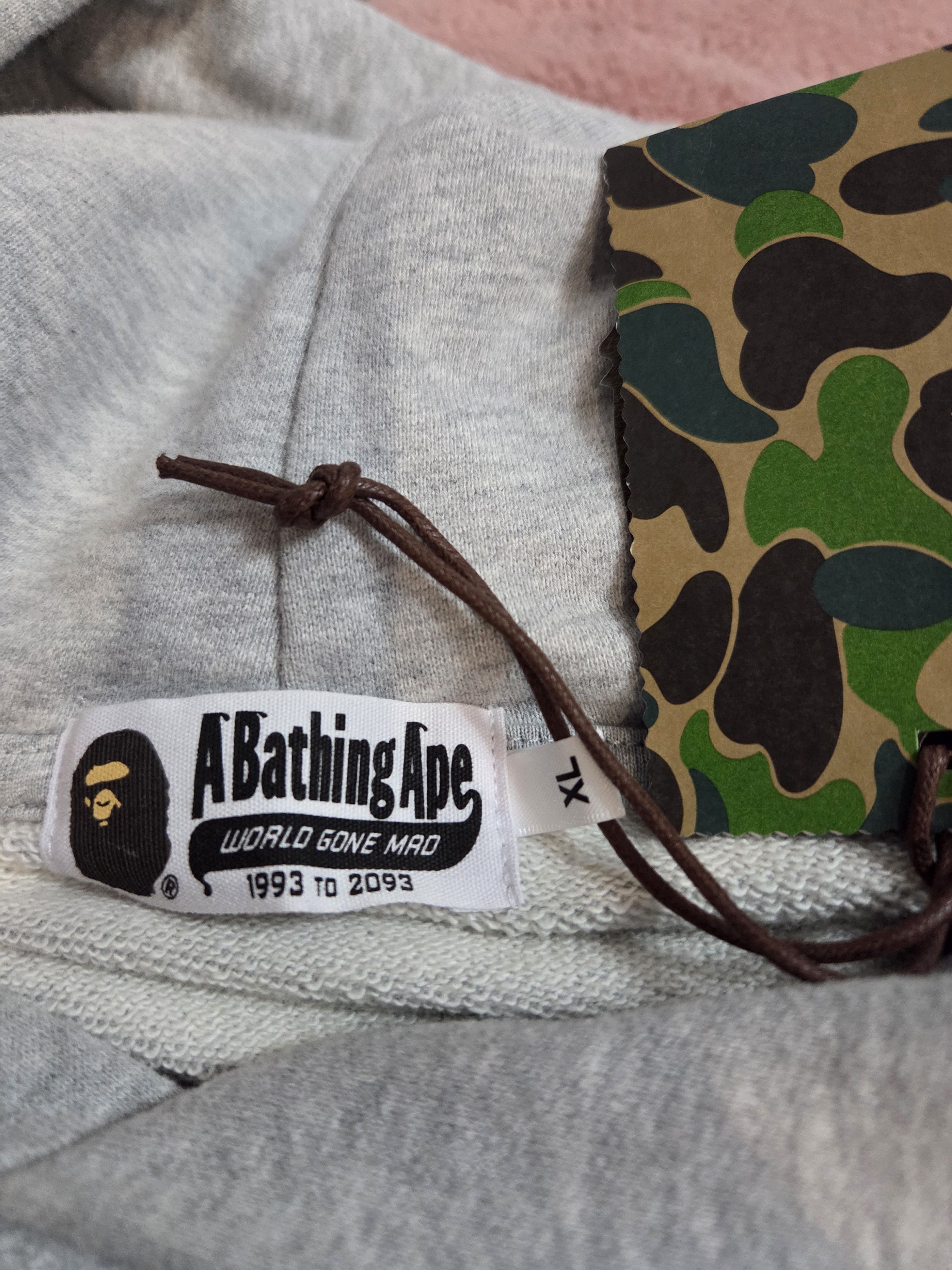 Bape Bape NFL Hockey double layered hoodie XL Size US XL / EU 56 / 4 - 16 Thumbnail
