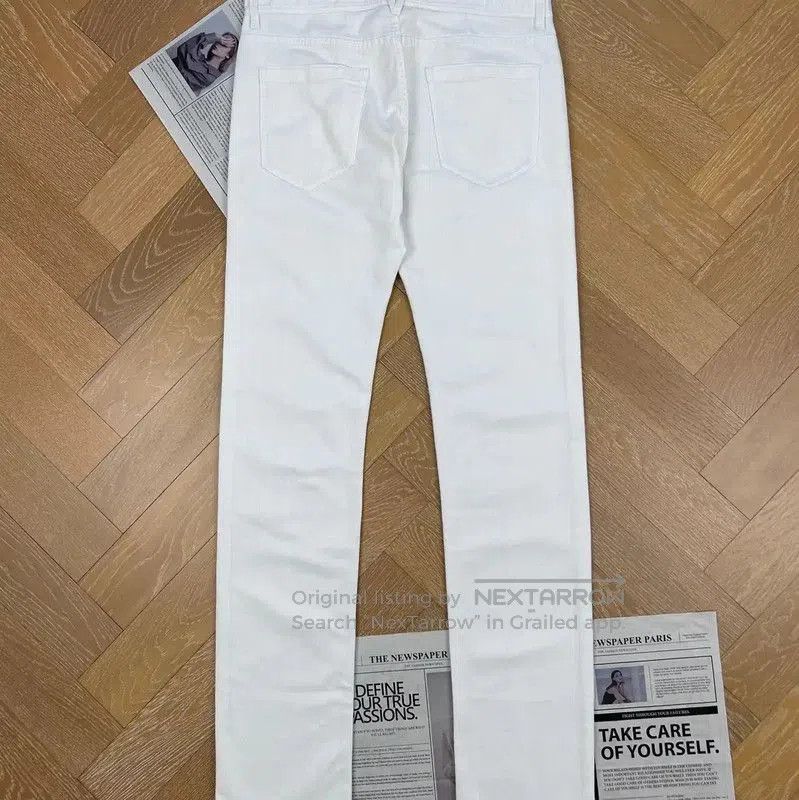 Versace Versace Casual White Denim Pants for Men . Size US 34 / EU 50 - 2 Thumbnail