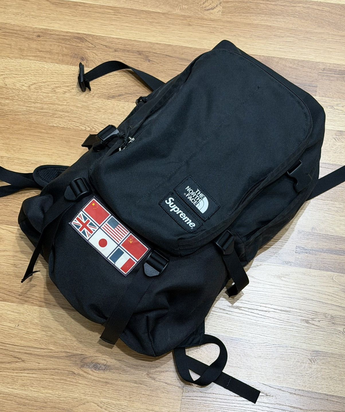 best osprey backpack commuting Transporter Roll Top Commuter Backpack, Green OS Color:Black/Black/Metallic Silver Bags And Purses Patagonia Black Hole Waist