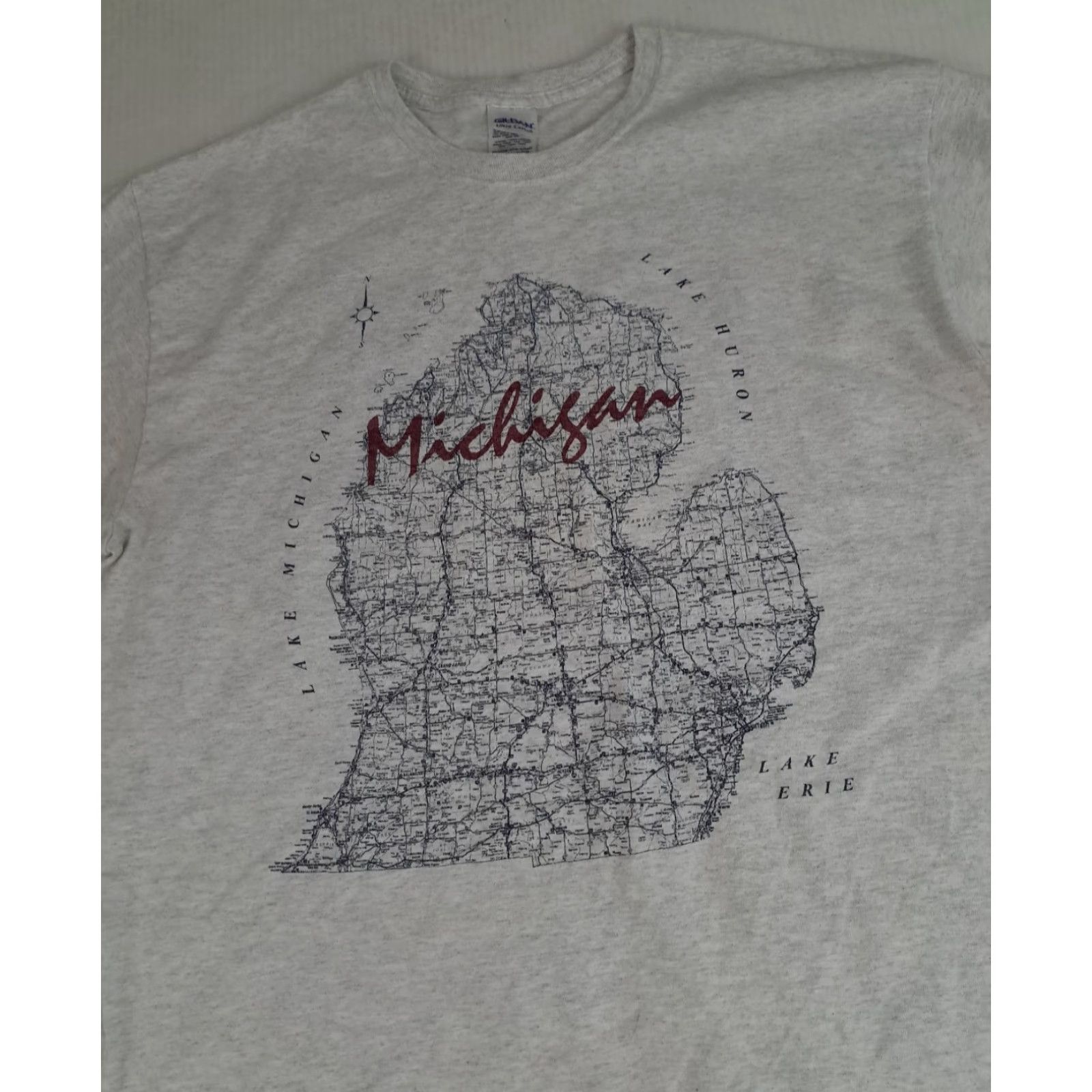 Gildan VINTAGE Michigan Printed Map 2 Sided Long Sleeve T-Shirt XL Grey Gildan Size US XL / EU 56 / 4 - 4 Thumbnail