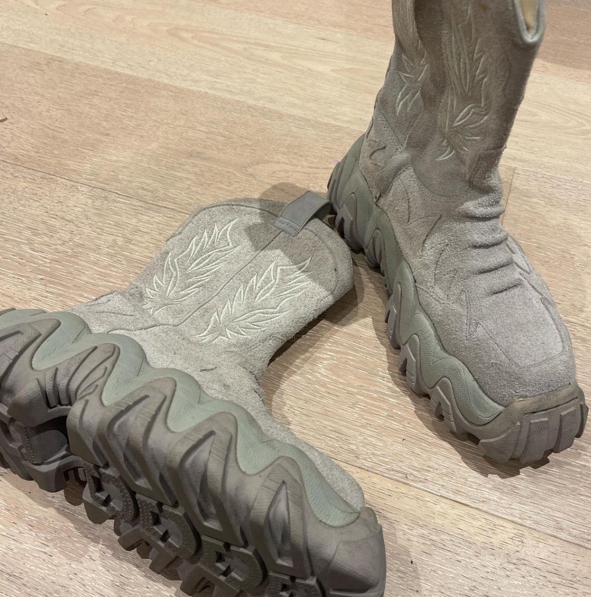 Eytys Eytys Impala Boots Dust Size US 10 / IT 40 - 1 Thumbnail
