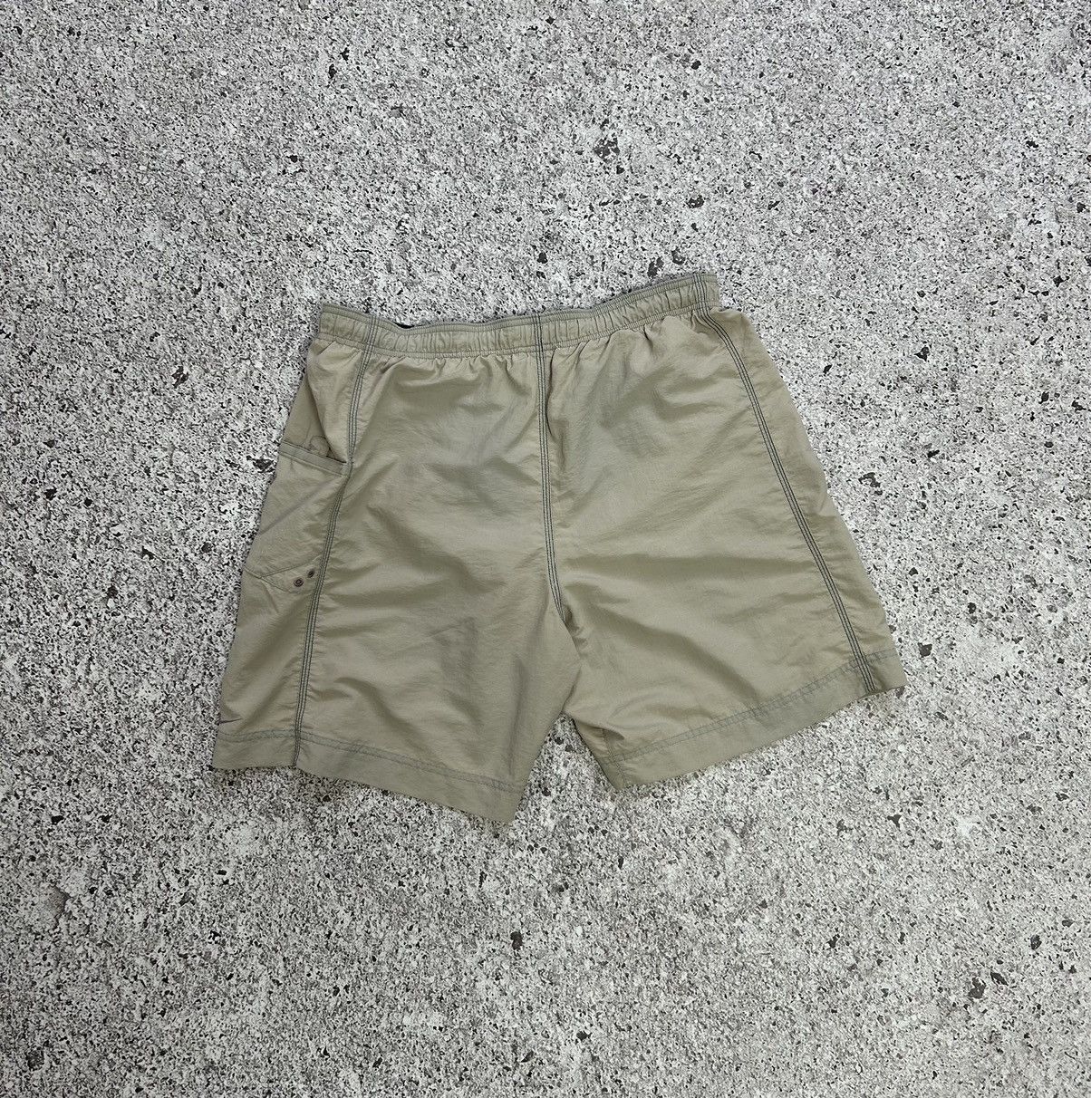Nike × Vintage Vintage 90s Nike Retro Shorts Y2K Hype Size XL Size US 39 - 6 Thumbnail