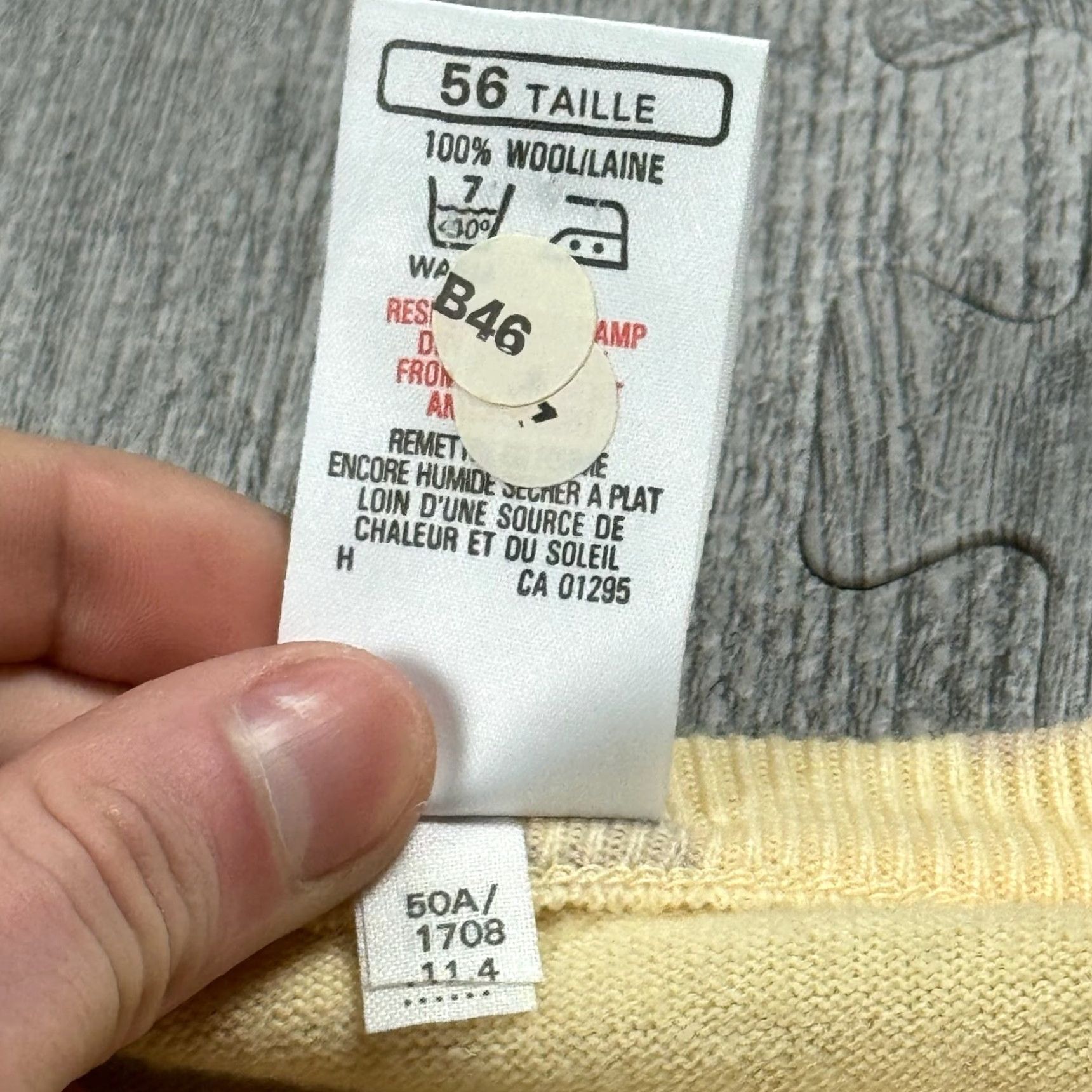 Vintage VINTAGE St. Michael Sweater Adult 44 Yellow Wool V-Neck Knit Pullover UK Made Mens Size US XXL / EU 58 / 5 - 5 Thumbnail