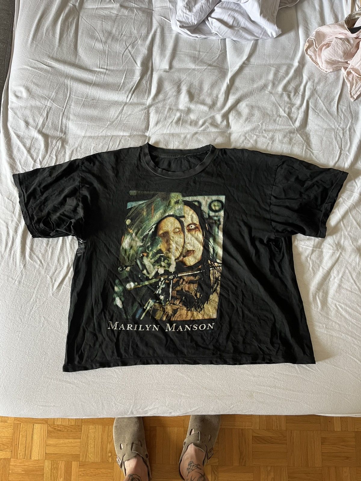 Vintage Vintage Marilyn Manson T-Shirt Size US XL / EU 56 / 4 - 1 Thumbnail
