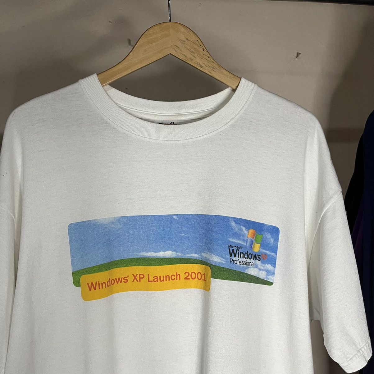 Vintage Vintage Windows XP Promo tee 2001’ Size US XL / EU 56 / 4 - 3 Thumbnail