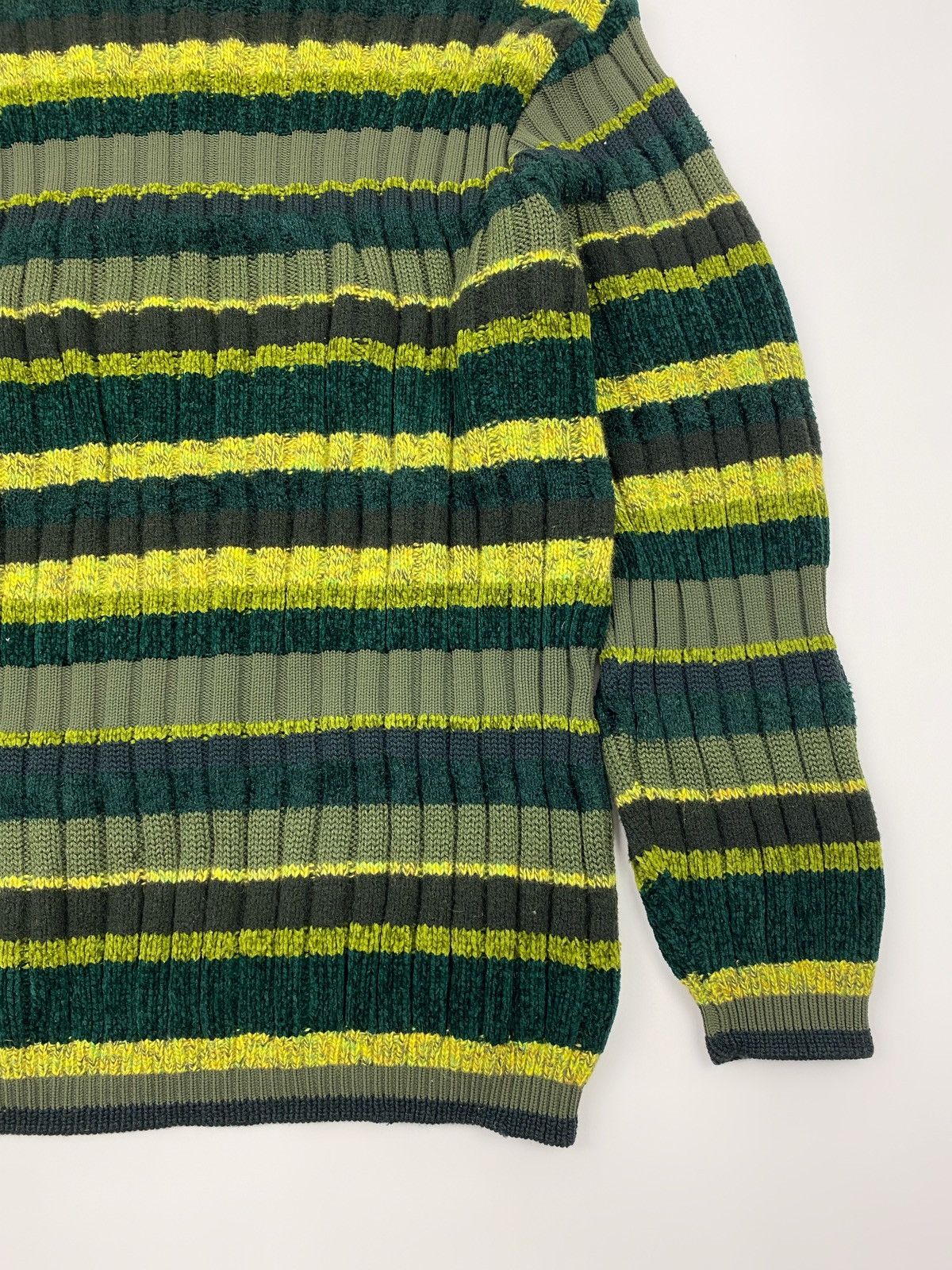 Versace 1990s Vintage Versace Classic V2 Stripped Turtleneck Sweater Size US L / EU 52-54 / 3 - 14 Thumbnail