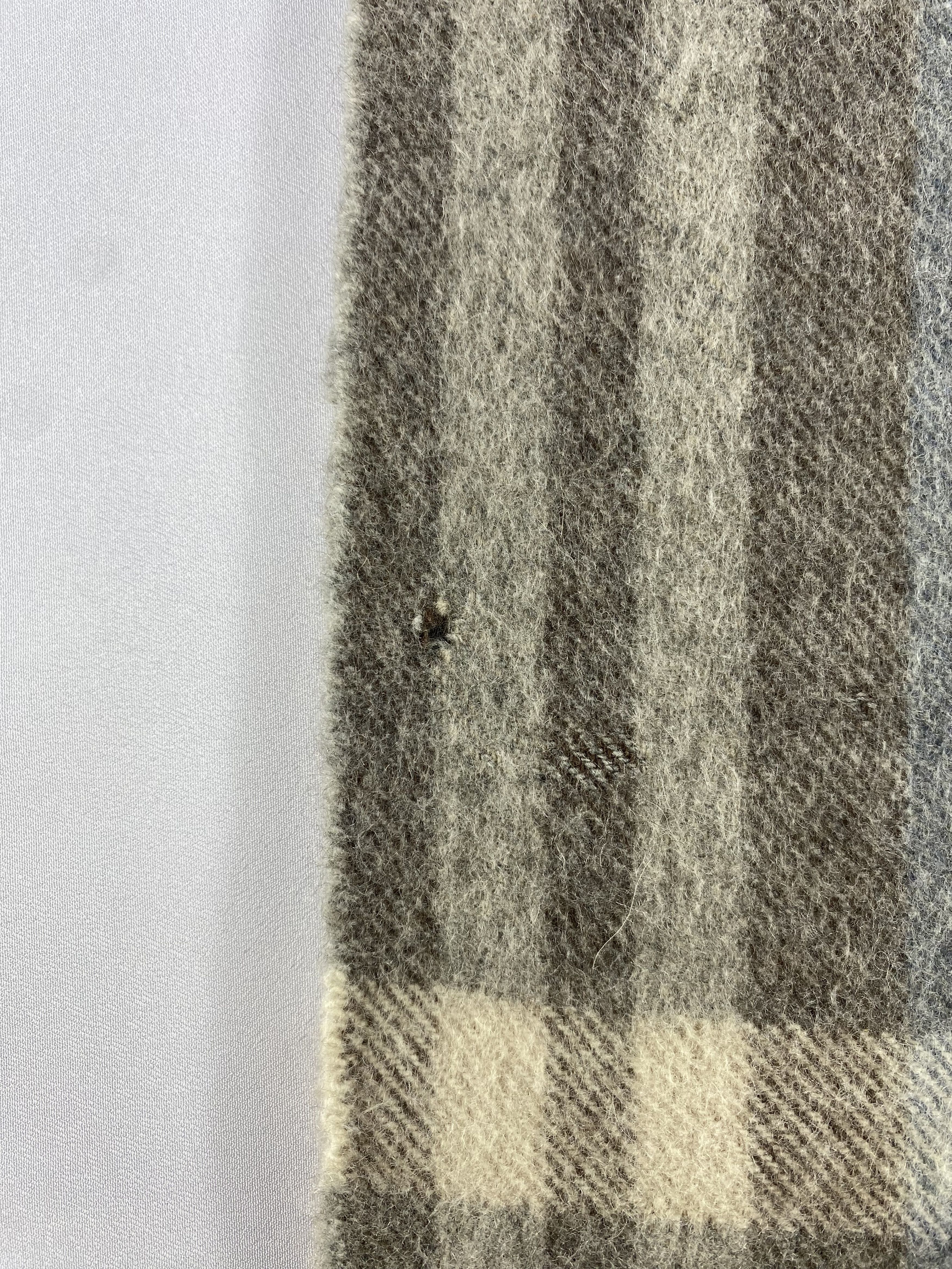 Johnstons Of Elgin Johnstons Of Elgin Scarf / Muffler / Neckwear - WW1242 Size ONE SIZE - 2 Thumbnail
