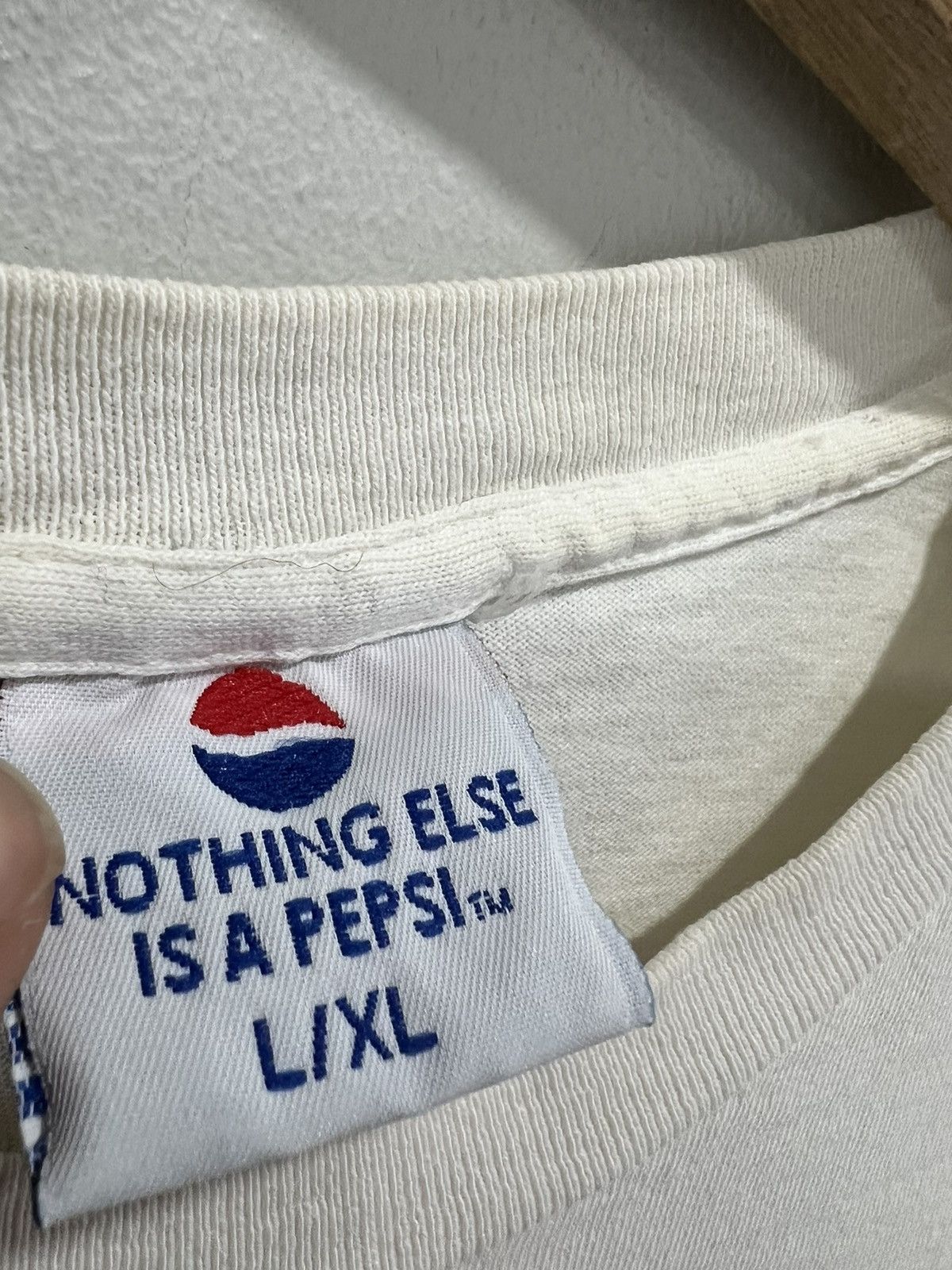 Vintage Vintage Pepsi Tee shirt promo Size US L / EU 52-54 / 3 - 4 Thumbnail