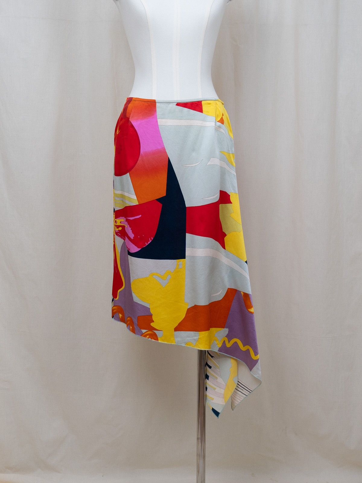 Christian Lacroix Christian Lacroix | Red landline phone Print Silk Skirt Size 27" / US 4 / IT 40 - 7 Thumbnail