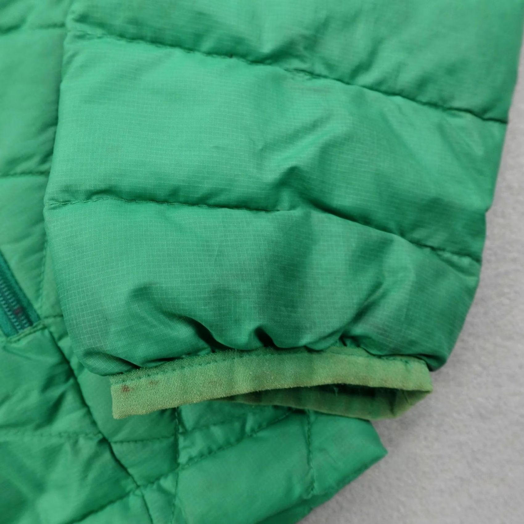Patagonia Patagonia Jacket Womens Small Green Down Puffer Coat Full Zip Insulated Size S / US 4 / IT 40 - 6 Thumbnail
