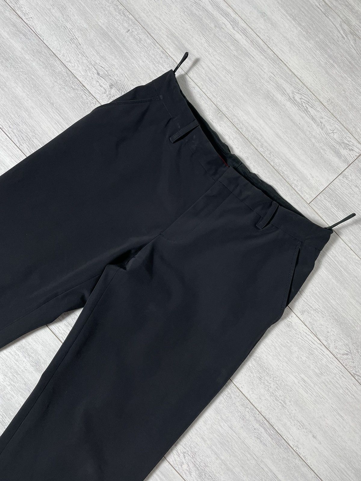 Prada Prada nylon casual pants Old money style Size US 32 / EU 48 - 3 Thumbnail