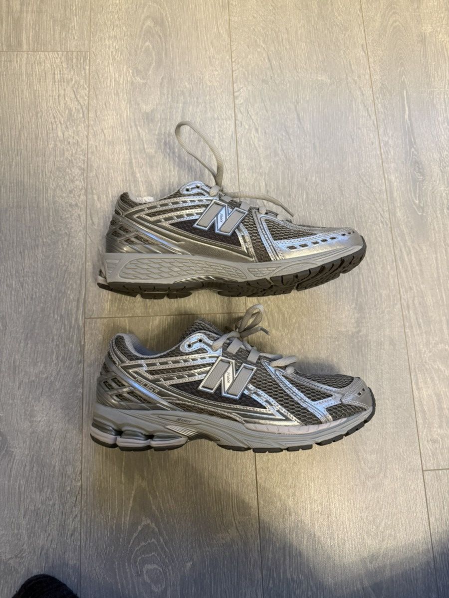 New Balance New Balance Grey Silver 1906R Mens Streetwear Trainers 9.5 Size US 9.5 / EU 42-43 - 3 Thumbnail